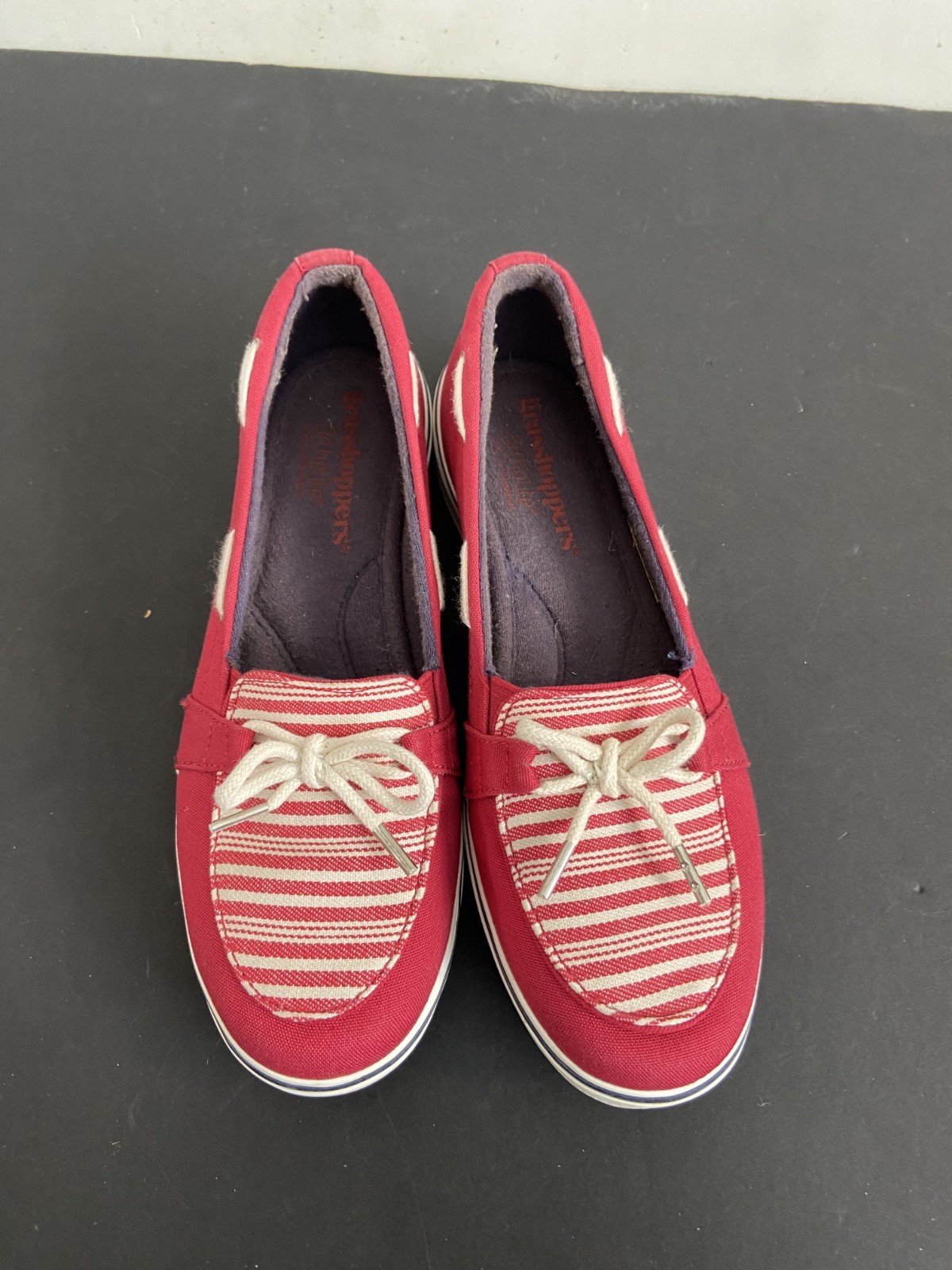 Grasshoppers Womens Size 6.5 Striped Red White Memory Foam Shoes Slip On Loafer