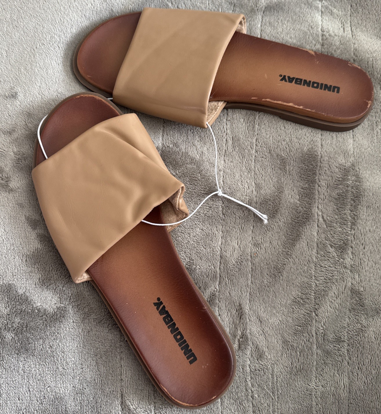 New Unionbay Women’s Renee Tan/Brown Slide Sandals Cognac, Size 7M