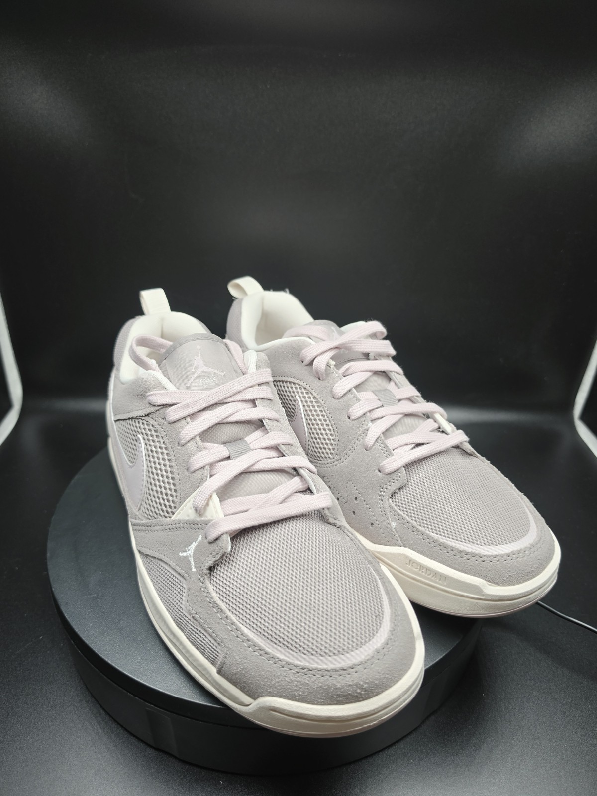 Jordan WMNS CMFT ERA Women’s Gray/Pink Low Top Sneaker SIZE US 12.5 W/ 11 MEN
