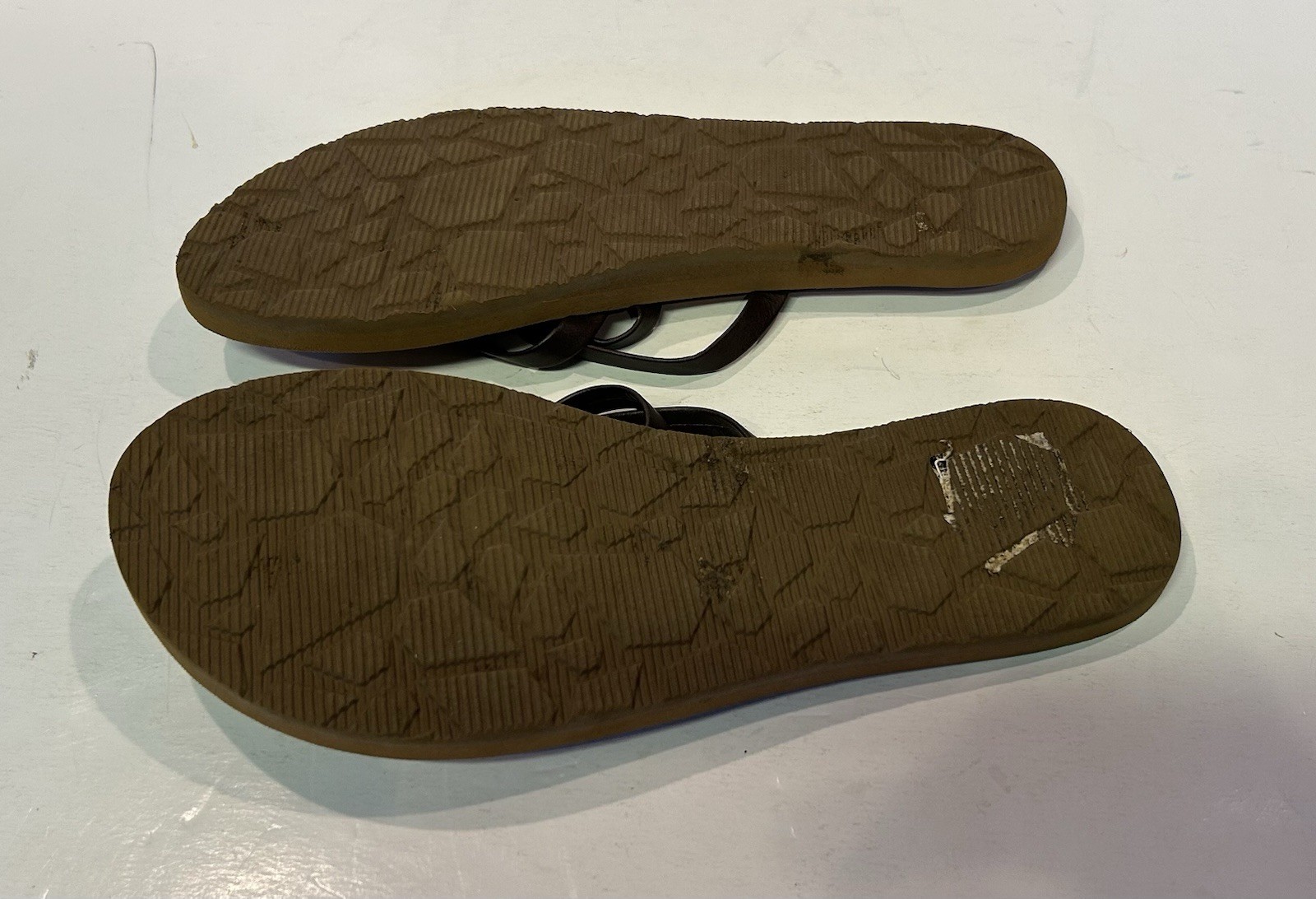 Volcom woman sandals Size 9