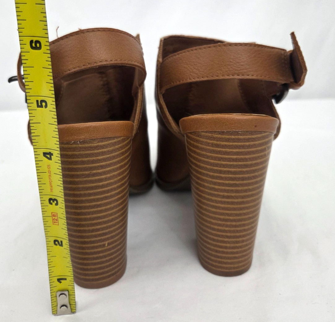 A New Day Women’s Brown Slingback Booties Pointed Toe Block Heel Size 9