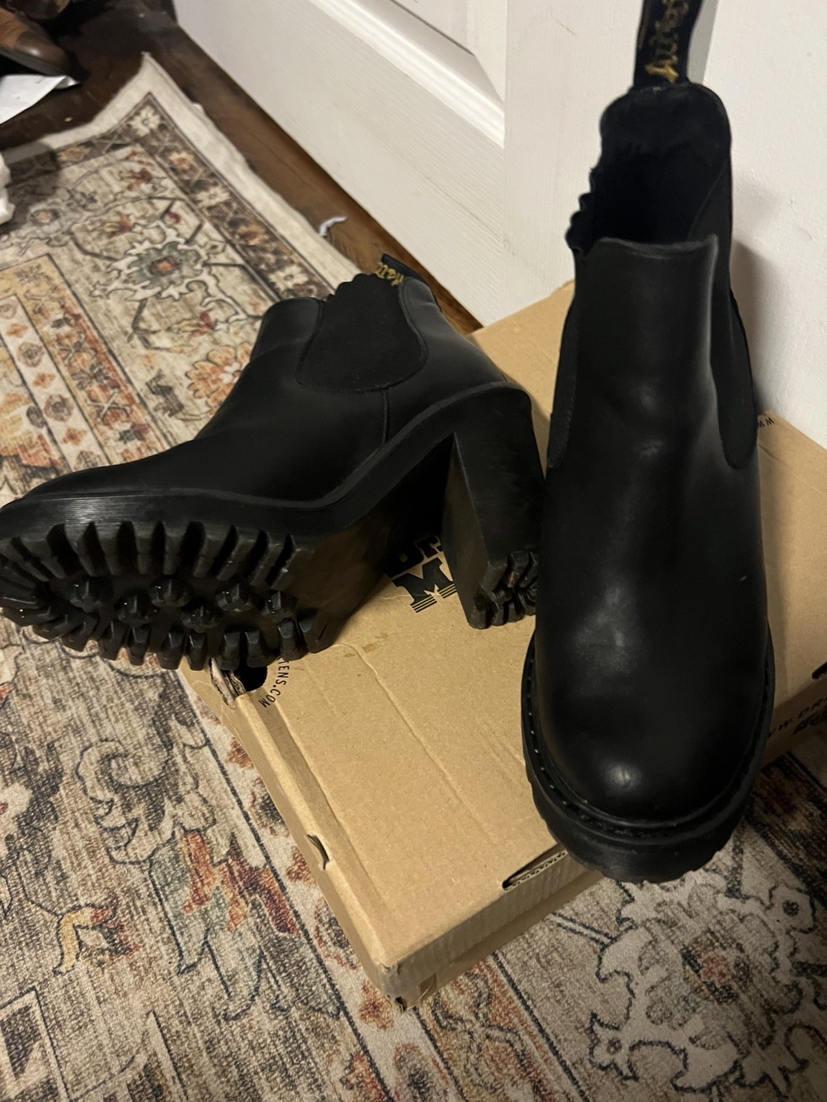 Dr Martens Hurston Black Leather Block Heel Chelsea Chunky Boots Gothic Womens 7