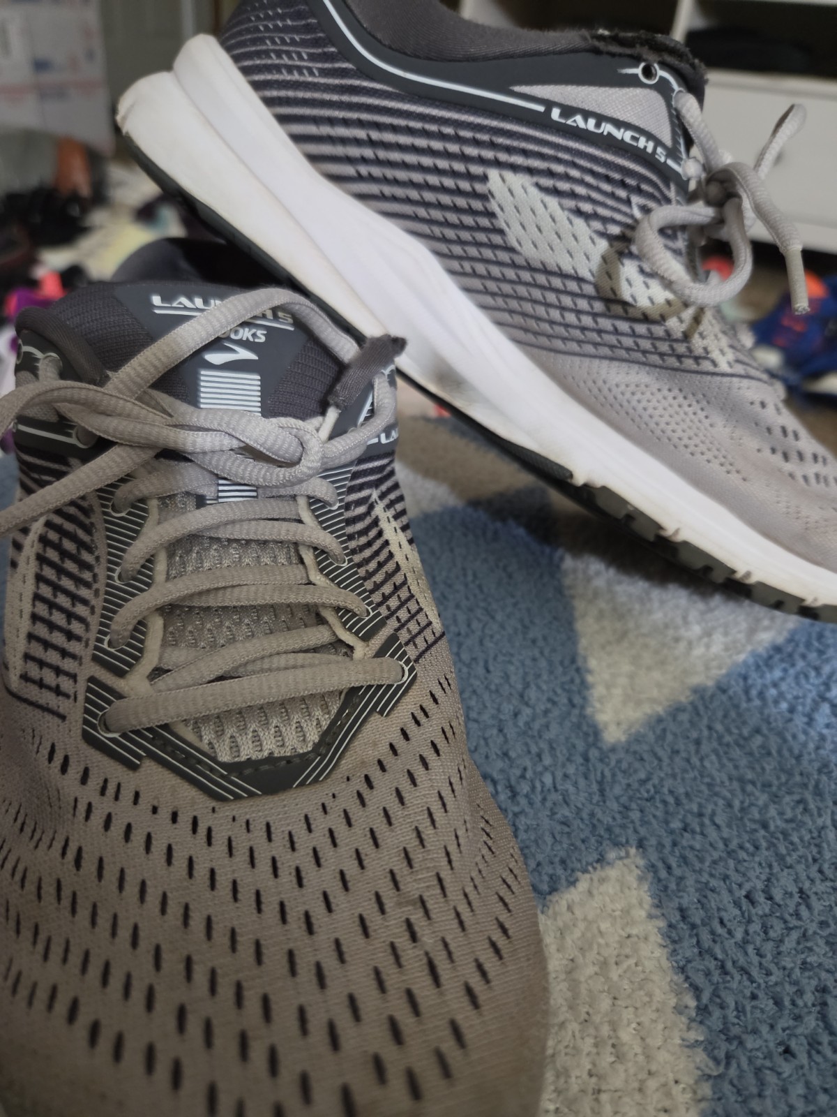 Brooks Launch 5 Running Shoes (Women’s US 9.5 / EUR 41) – Grey/Black, in…