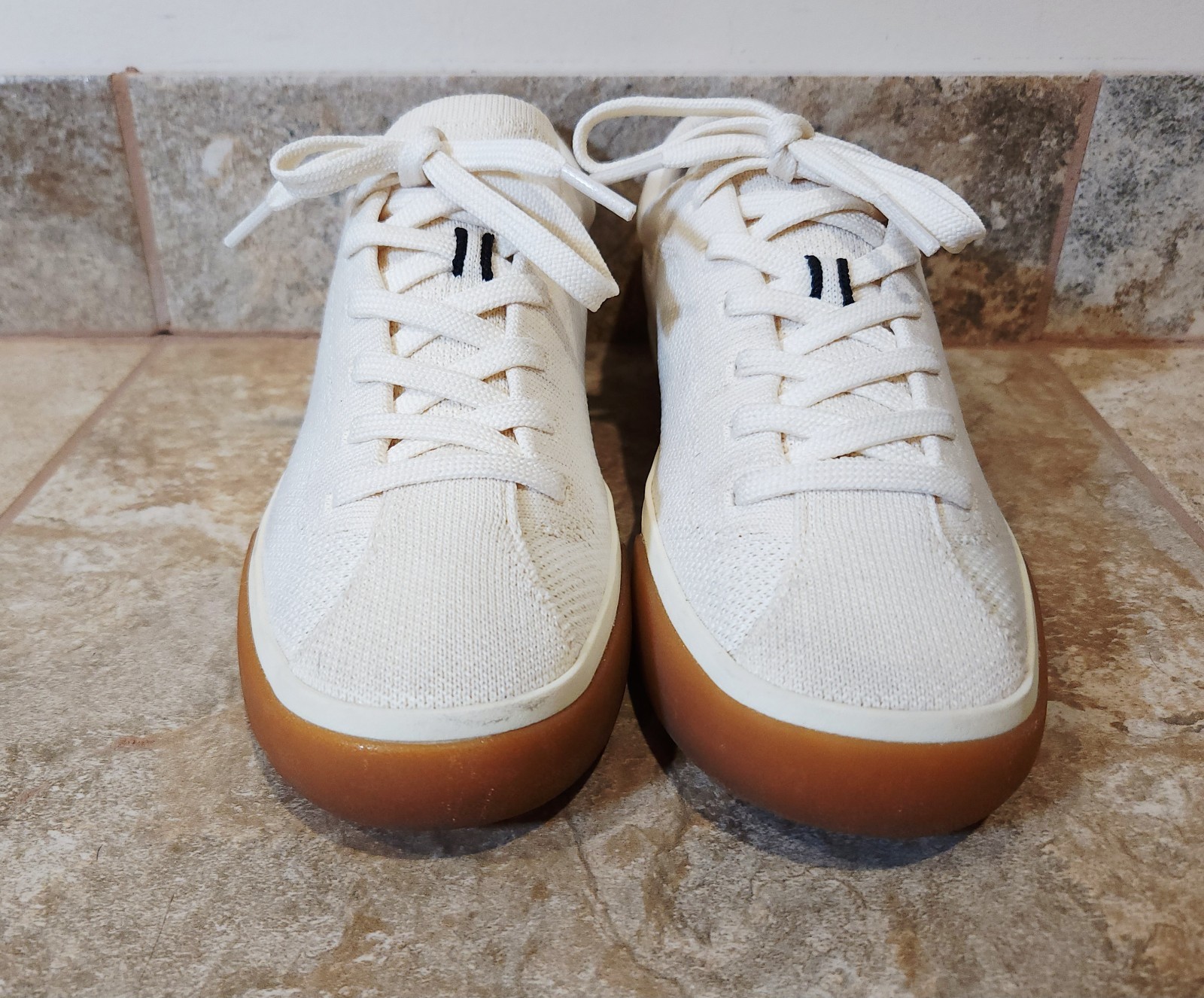Rothy’s The Lace Up Sneaker Womens Casual Shoes Ivory White Knit Fabric 7 EUC VG