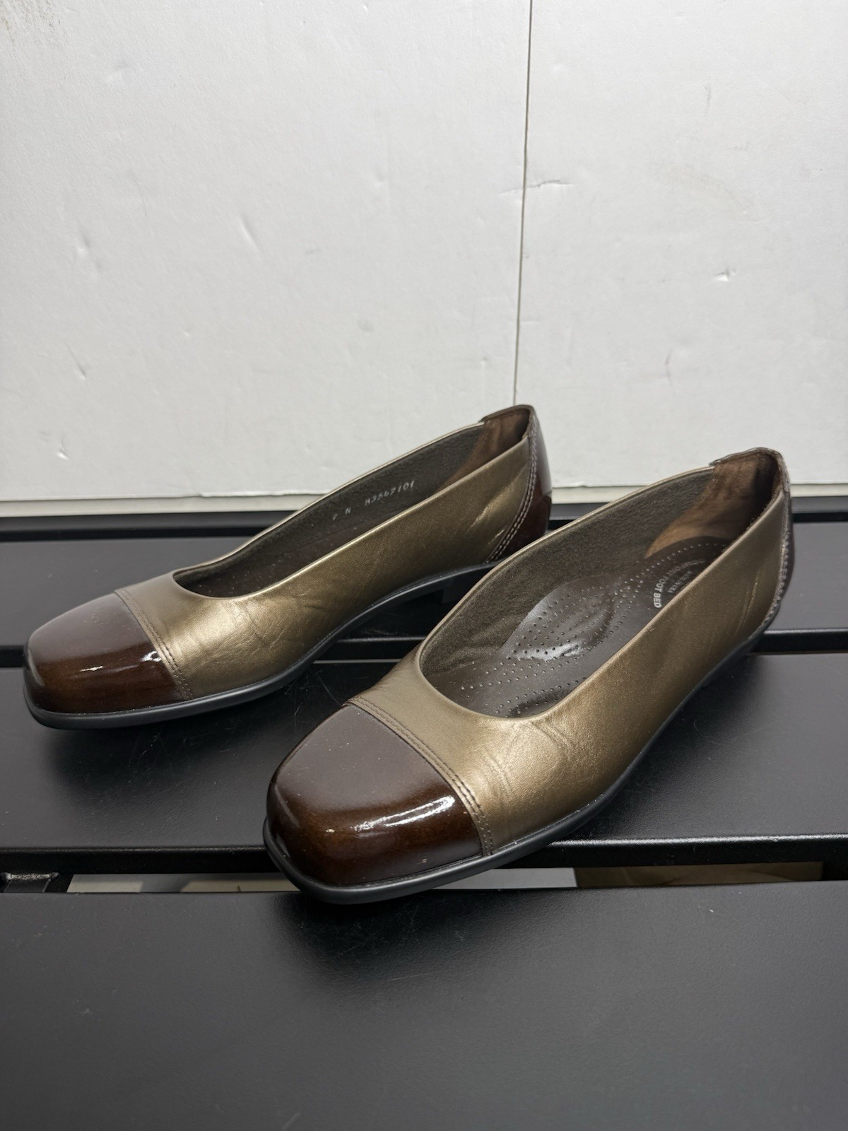 SAS Tripad Coco Ballet Women’s Size 7 N Gold Metallic Cap Toe Slip-On Flat
