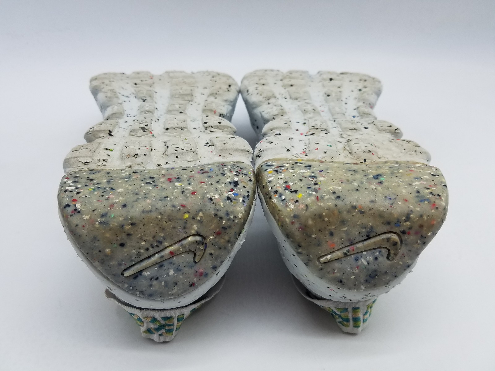 Nike Space Hippie ’04 Women’s Size 8 Running Shoes Photon Dust