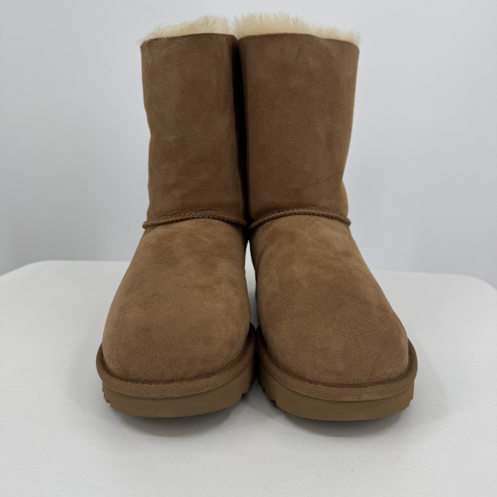 UGG Classic Bailey Bow 2 Boots in Chestnut size 10 Women’s Wool-Lined NEW