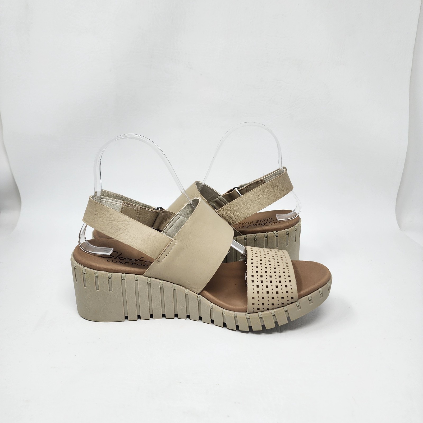 Skechers Luxe Foam Pier Ave Taupe Leather Wedge Slingback Sandals Size 9 Resort
