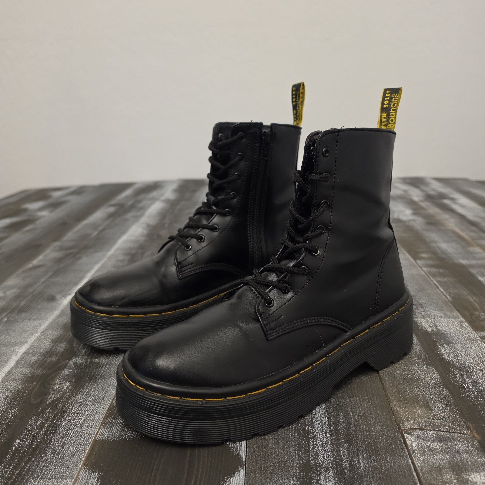 Dr. Martens Jaden Women’s Size 8 Black Leather Boots Lace Up Side Zip 0033