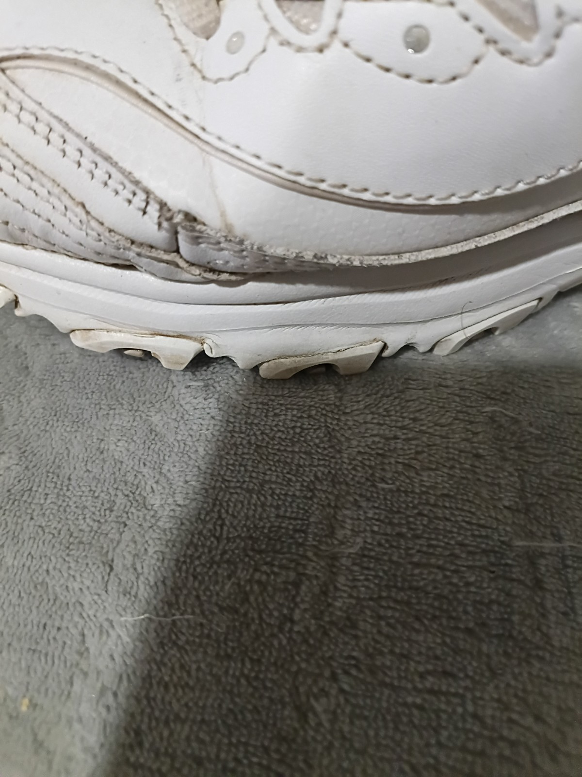Skechers D’Lites Fresh Start White Sneakers Womens Size 11 Wide 11EW Chunky