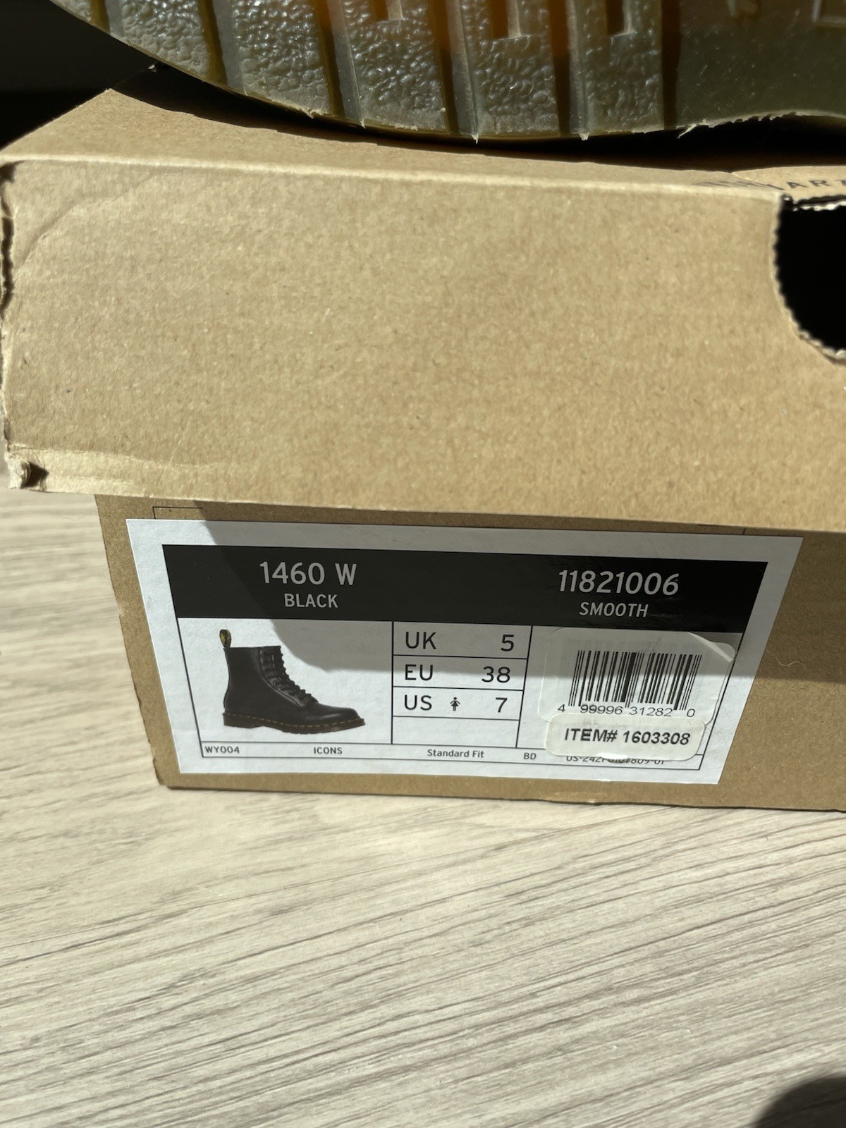 Dr. Martens 1460 Women’s Original Smooth Leather Lace Up , Size 7 US