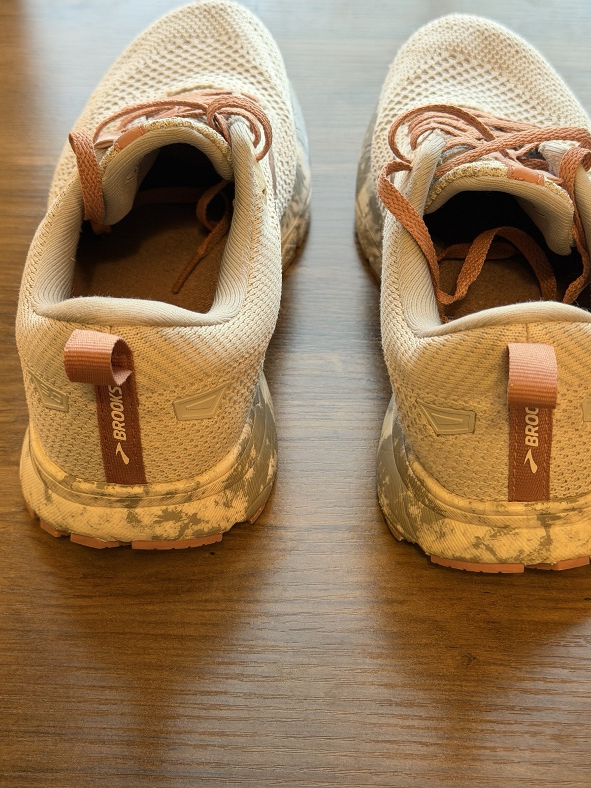 Brooks Revel 5 Women’s Running Shoes Size 8.5 Gray Pink – Read Description