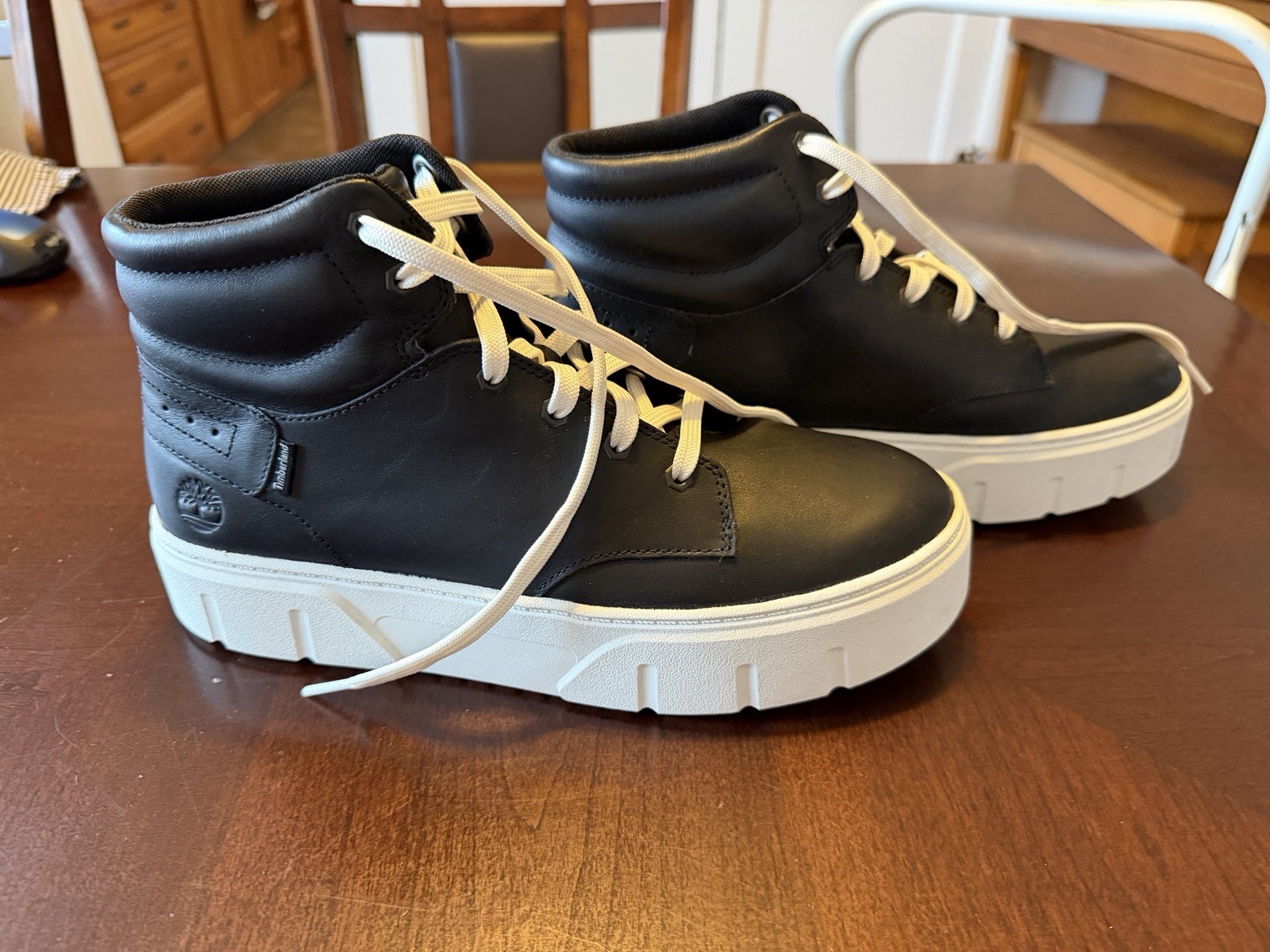 Timberland Women’s Laurel Court High Top Lace Up Sneaker Boot Chunky Black Sz 9