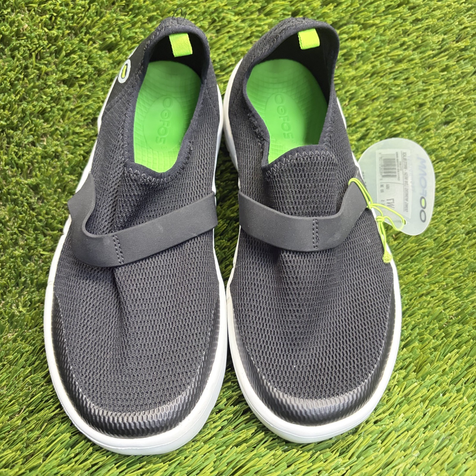 OOFOS OOmg eeZee Low Womens Size 7 Black Casual Walking Slip On Recovery Shoes