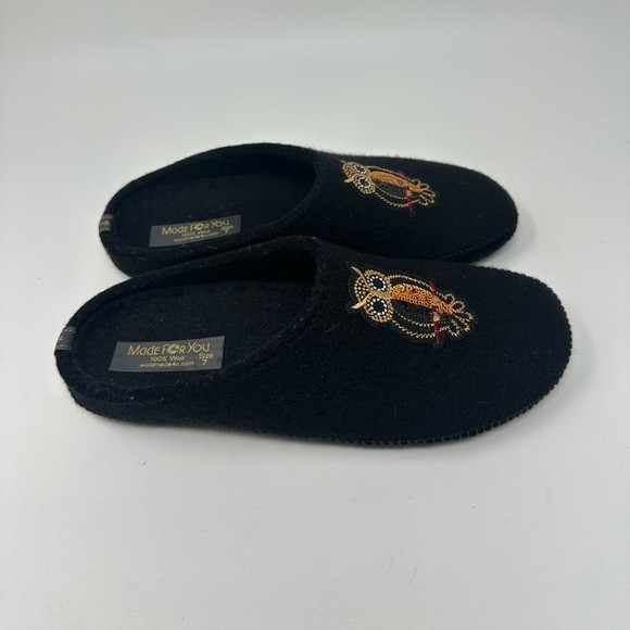 Made For You black Slippers 100% Boiled Wool Embroided Owl Applique Sz 7
