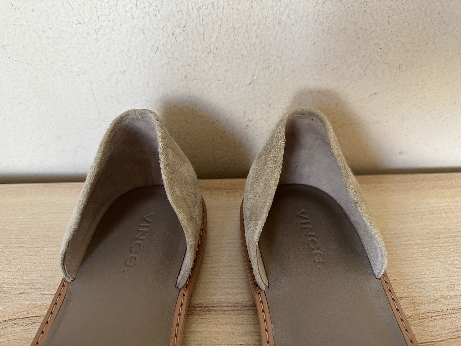 $250 VINCE Womens sz 5.5 IDA taupe suede woven slip on sandals flats
