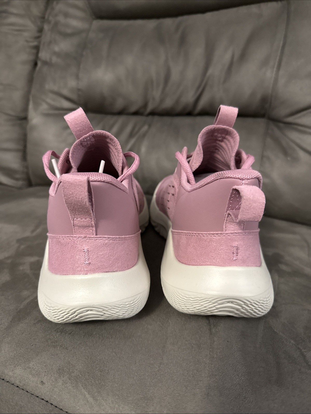 NWT Under Armour Flow Breakthru 5 Sneakers Pink/Rose 3028342-600 Women’s 10