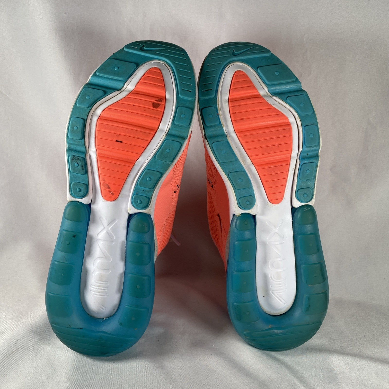 Nike Air Max 270 Women’s Size 9.5 Sneakers Lava Glow Pink Blue