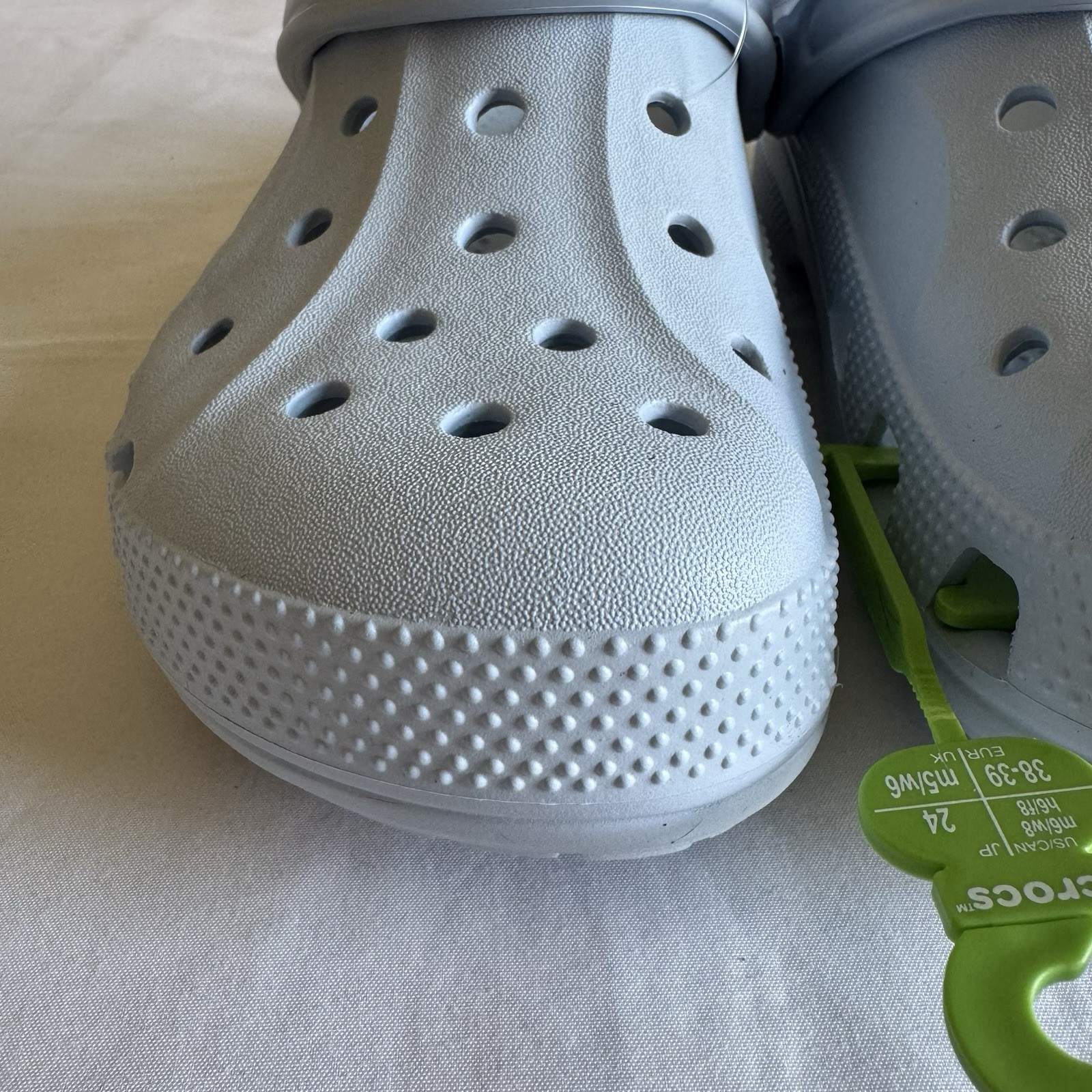 Crocs Baya Clogs Mineral Blue M6 W8 NWT Logo Lightweight Slip On Comfort Unisex