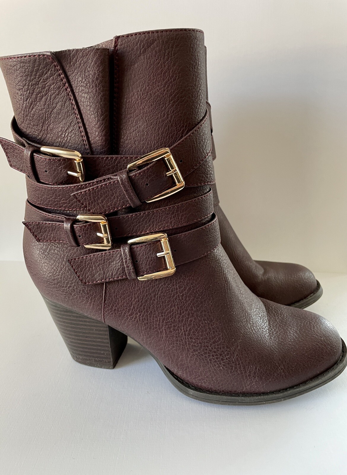 JUST FAB KATJA Four Buckle Sock Lining Ankle Boots Zip up Women Size US8 EU38.5