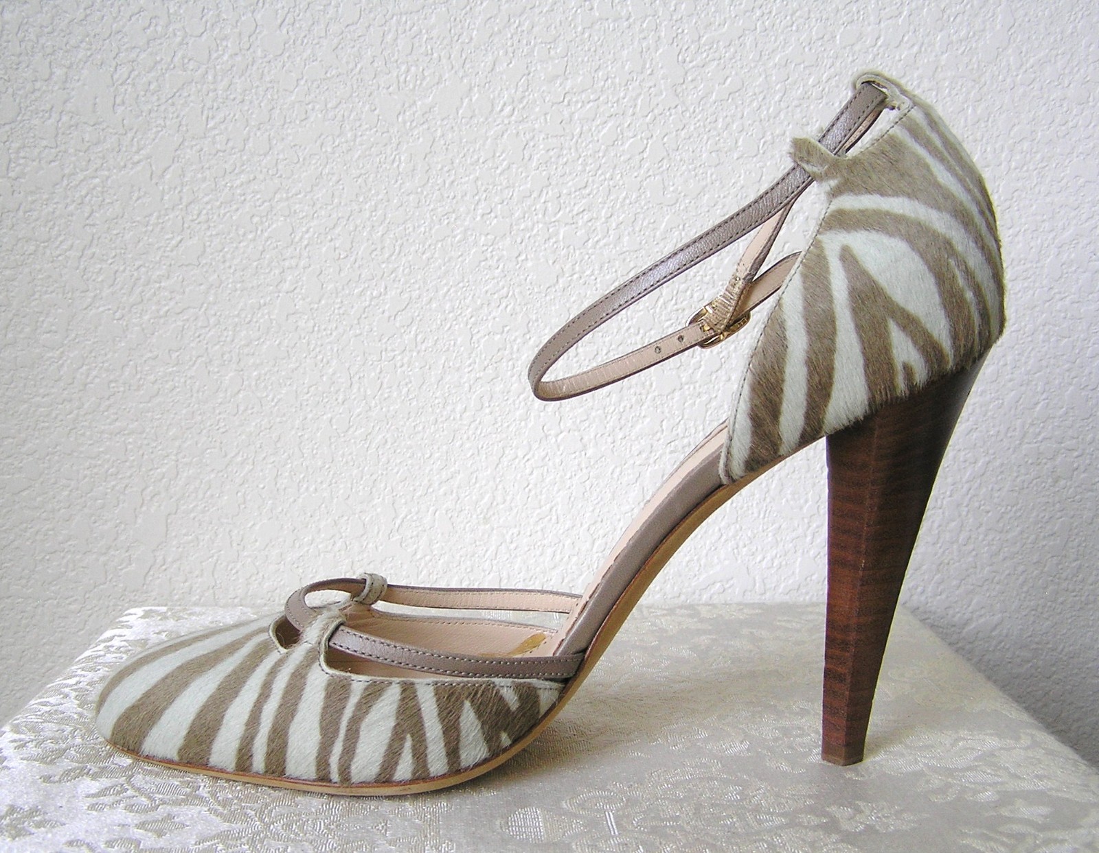 Oscar De La Renta – NEW D’Orsay Pump Heels Pony Hair 39 (=8.5M)