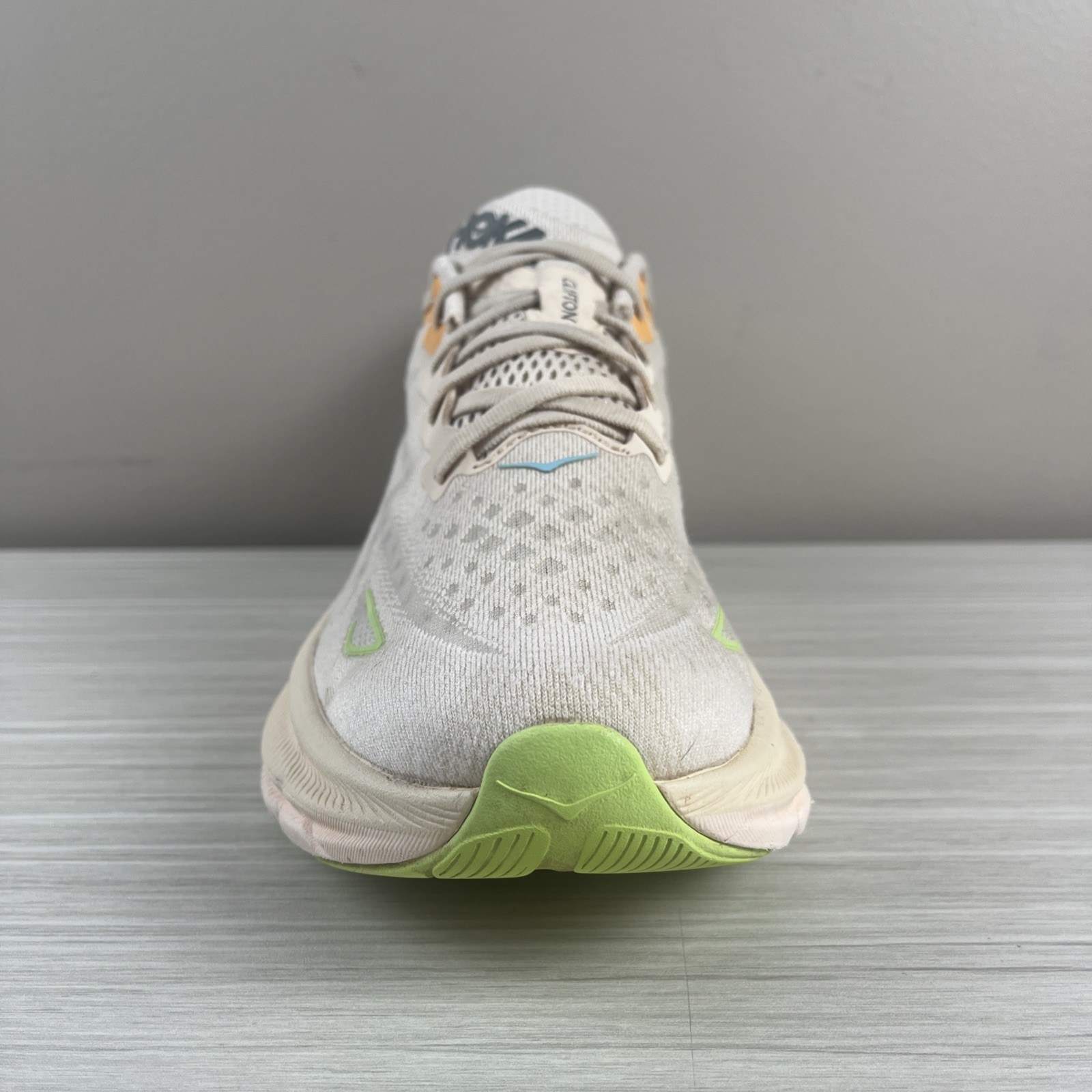 HOKA Clifton 9 Wide Shoes Womens Sz 10 Low Top Vanilla Astral Beige Mesh 1132211