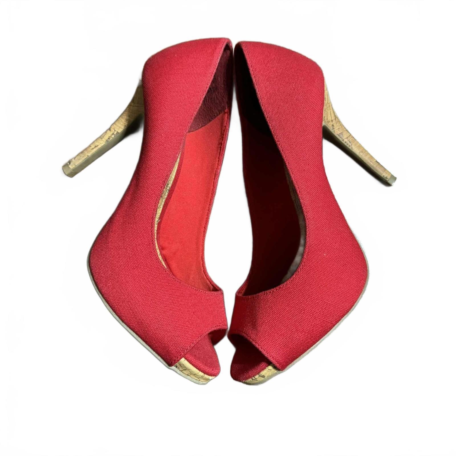 Christian Siriano for Payless Solid Print Peep Toe Red Heels Pumps Size 7.5