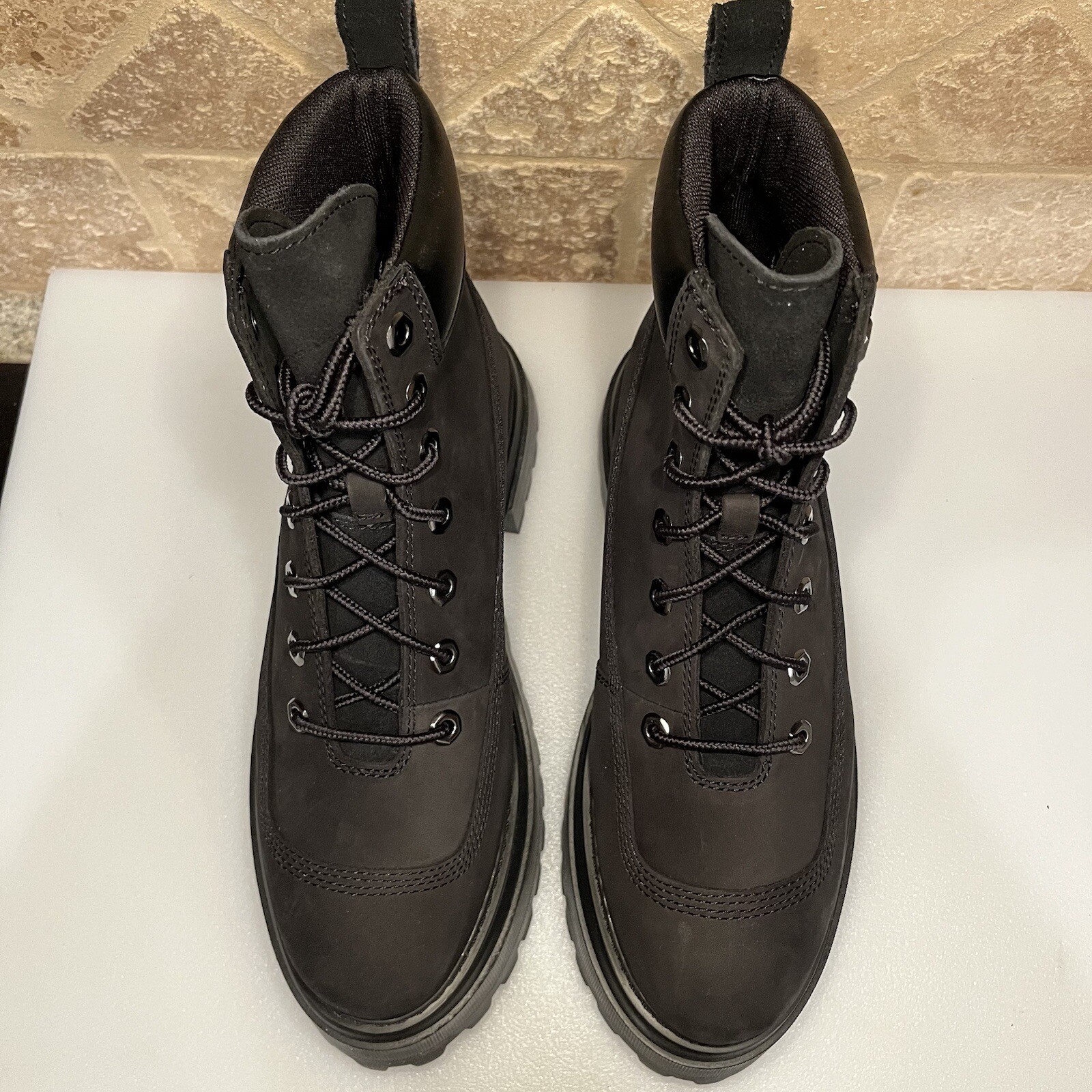 Timberland Sky 6 Inch Lace Up Platform Boots Black Nubuck Women 9.5 NIB TB0A428J