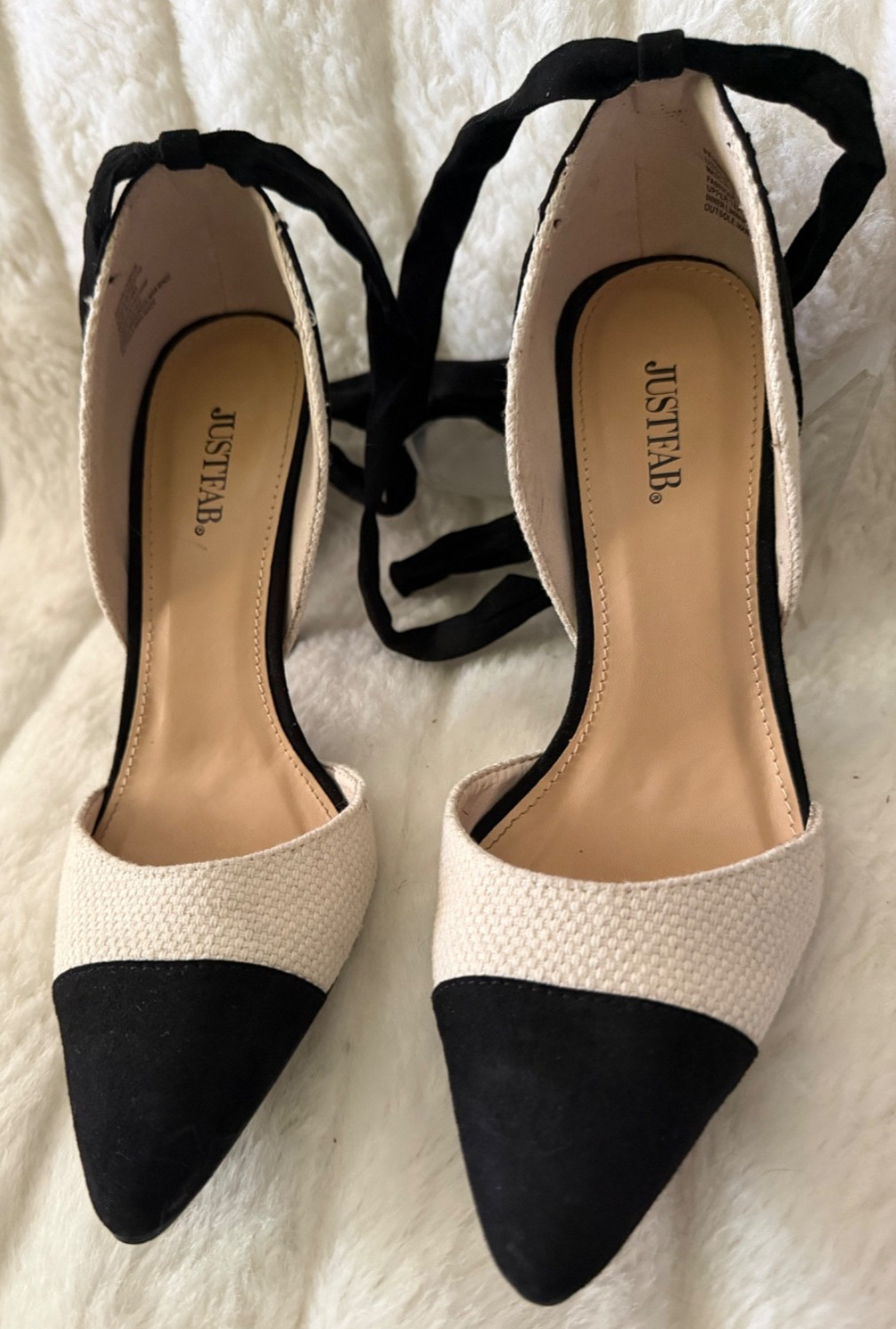 JUSTFAB SIZE 9 Ivory/Black Stiletto Textile Suede Faux Covered Heel Velvet Tie