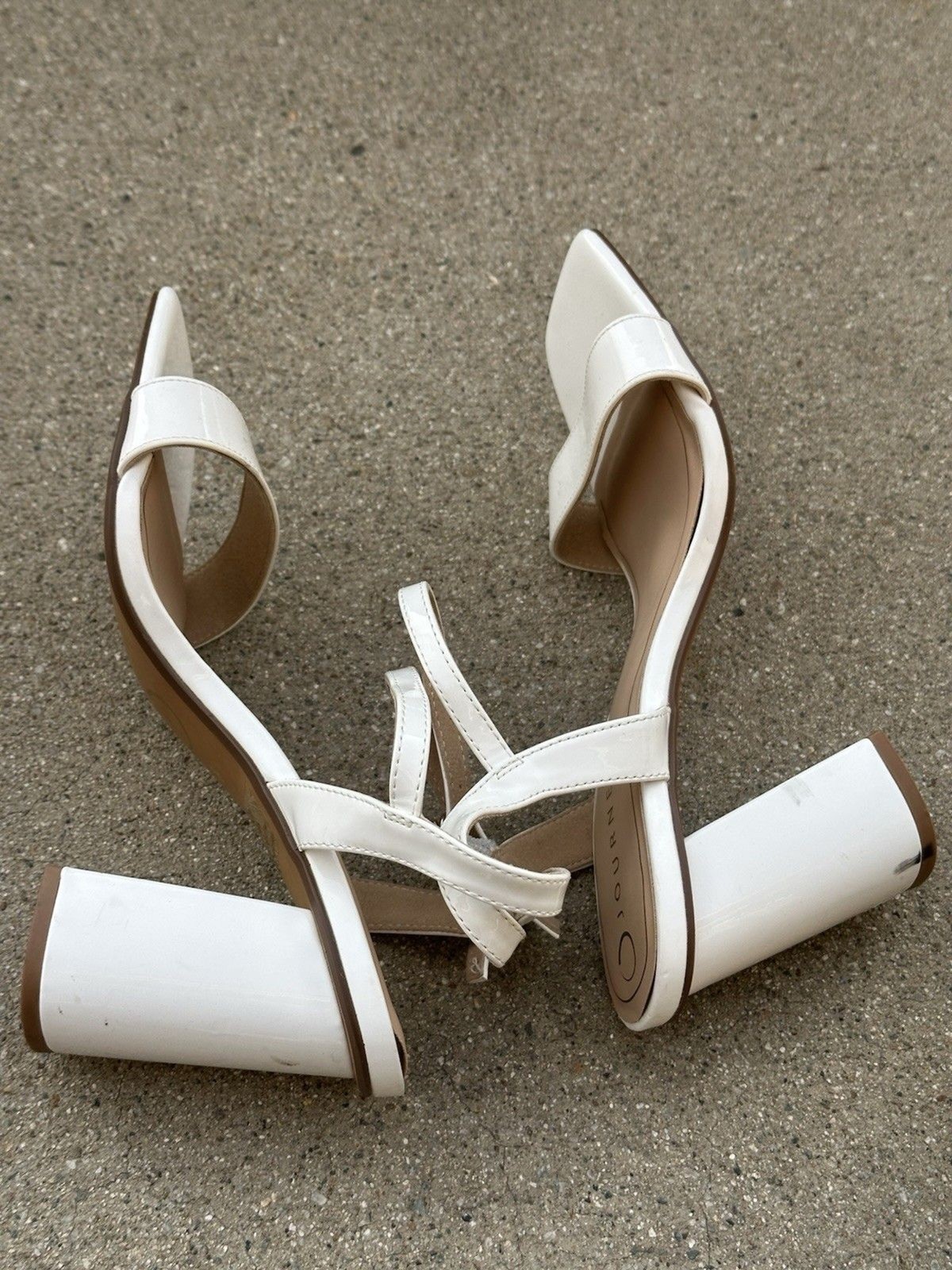 Journee Women’s Tivona Block Heel Dress Sandal White Size 8.5 MSRP: $108