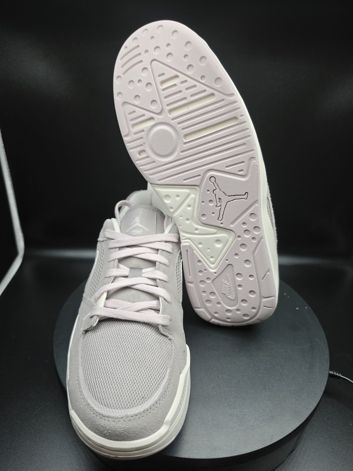 Jordan WMNS CMFT ERA Women’s Gray/Pink Low Top Sneaker SIZE US 12.5 W/ 11 MEN