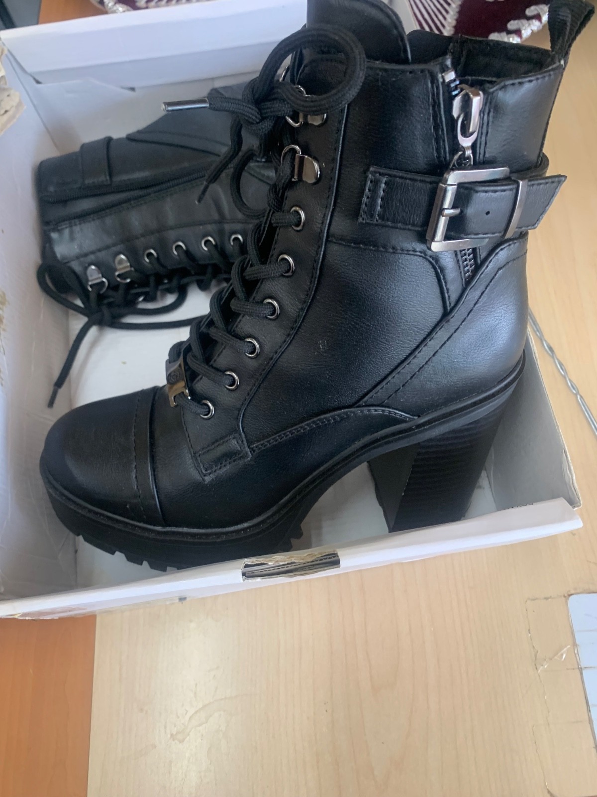 Guess PLATFORM BOOTS