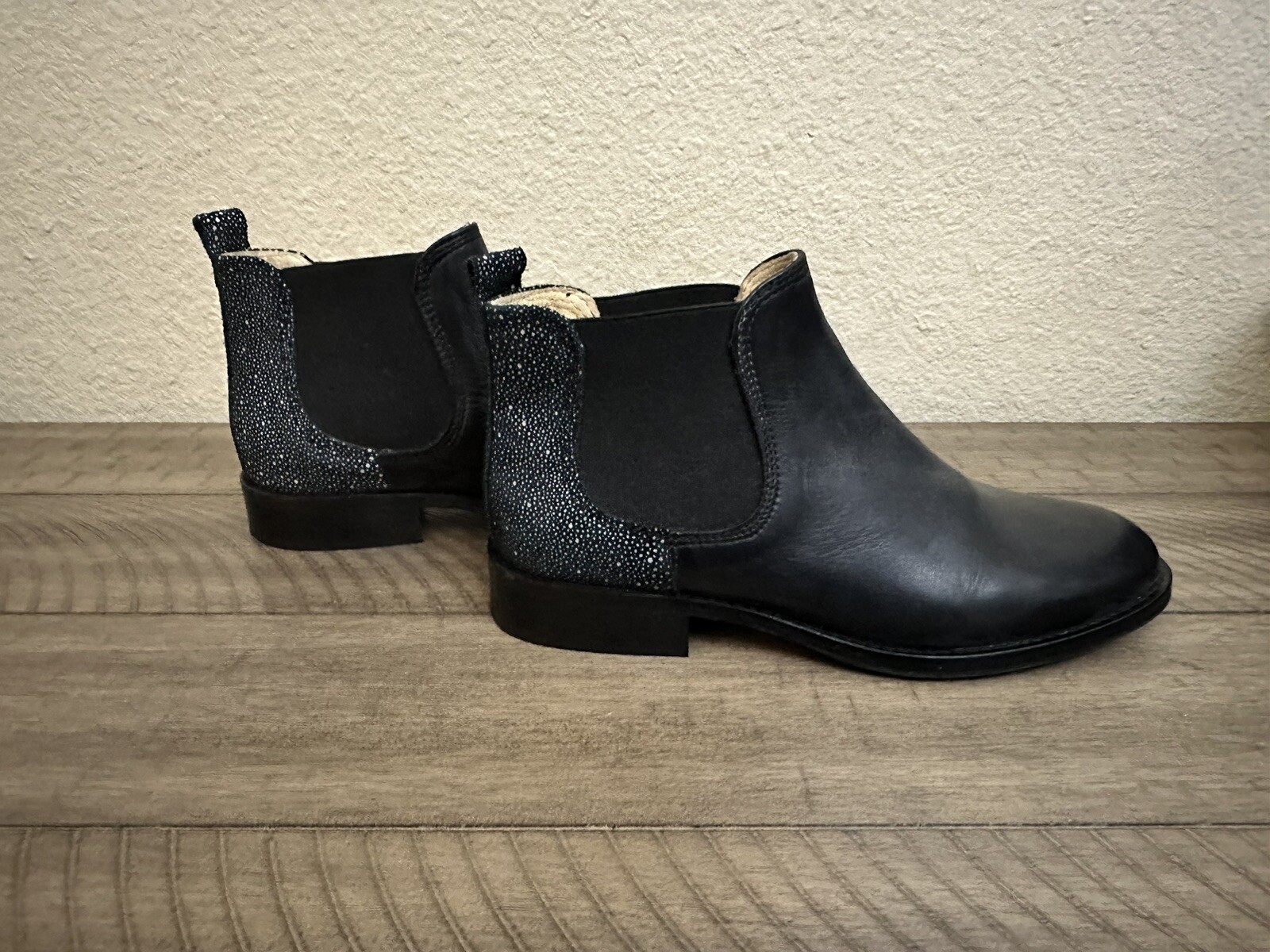 NAVYBOOT ANKLE BOOT BOOTIE Black SPECKLED Suede Italian Leather Size 38 /￼ 7.5