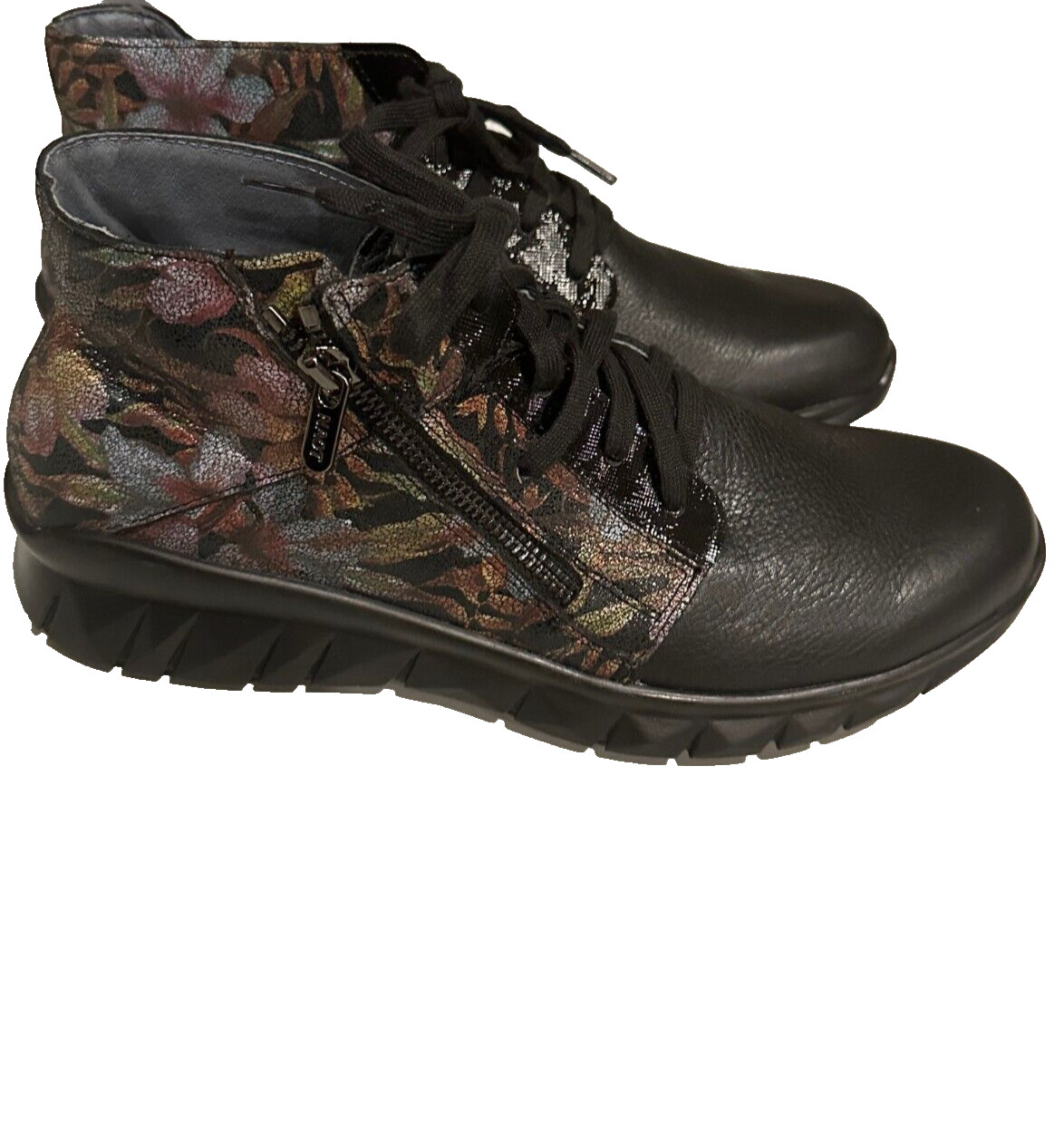 NAOT Women’s Polaris Sneakers Black floral Multi Booties EU 41 US 10-10.5 NEW