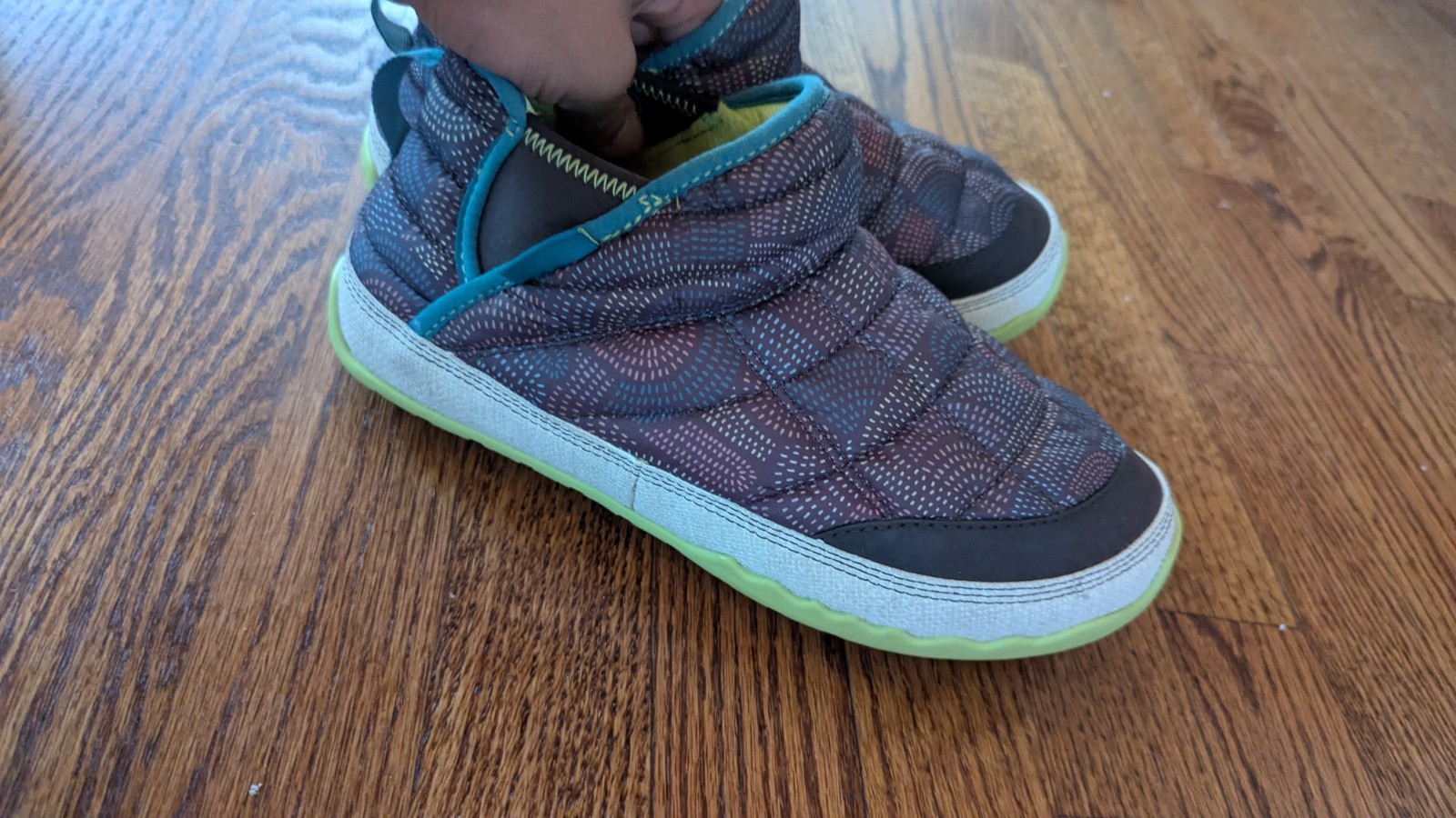 L.L.Bean Women’s Quilted Slip-On Low Top Athletic Sneakers Purple Blue Green