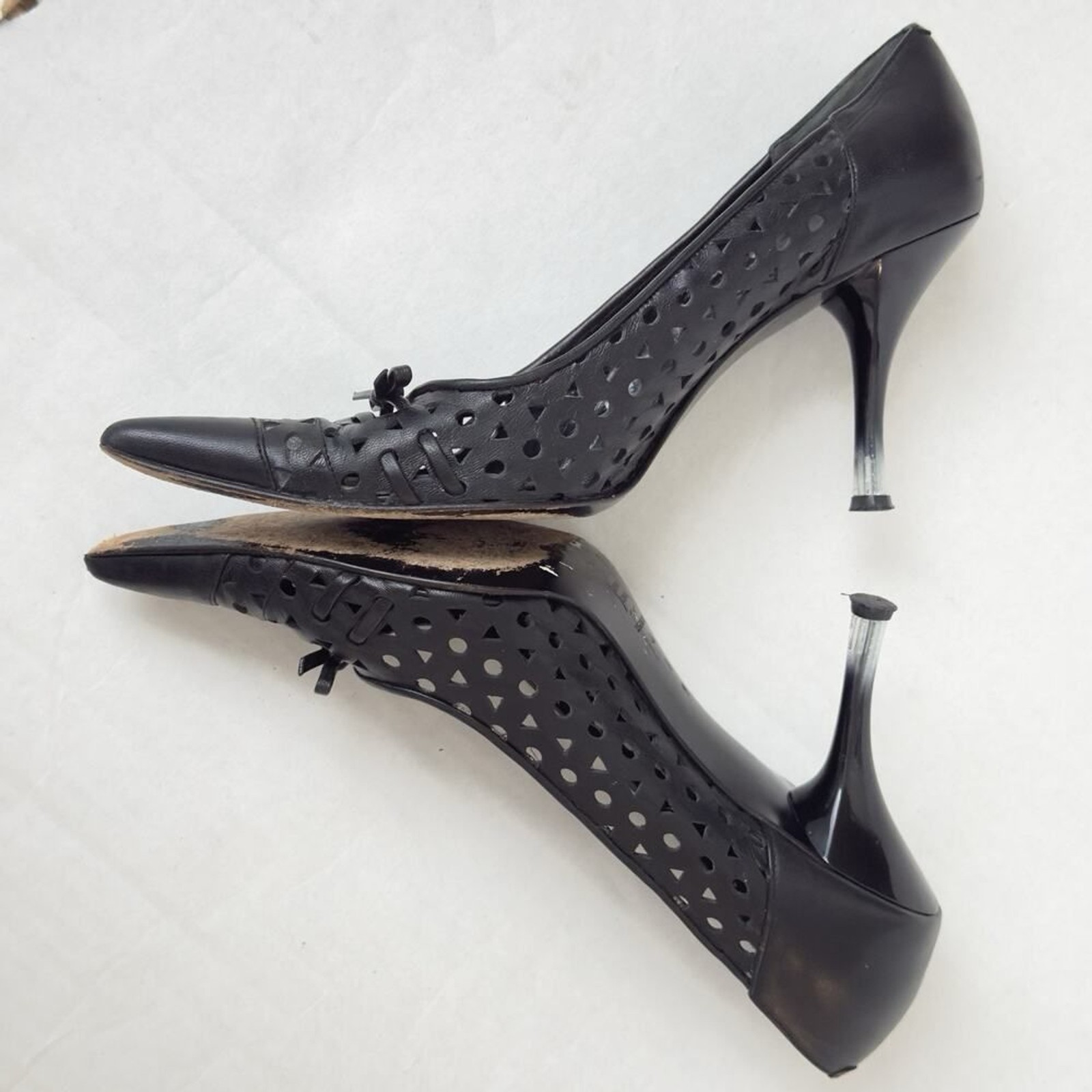 Vintage Via Spiga 8M Made in Italy Pumps Stiletto Black Leather Cutout Bow Y2K