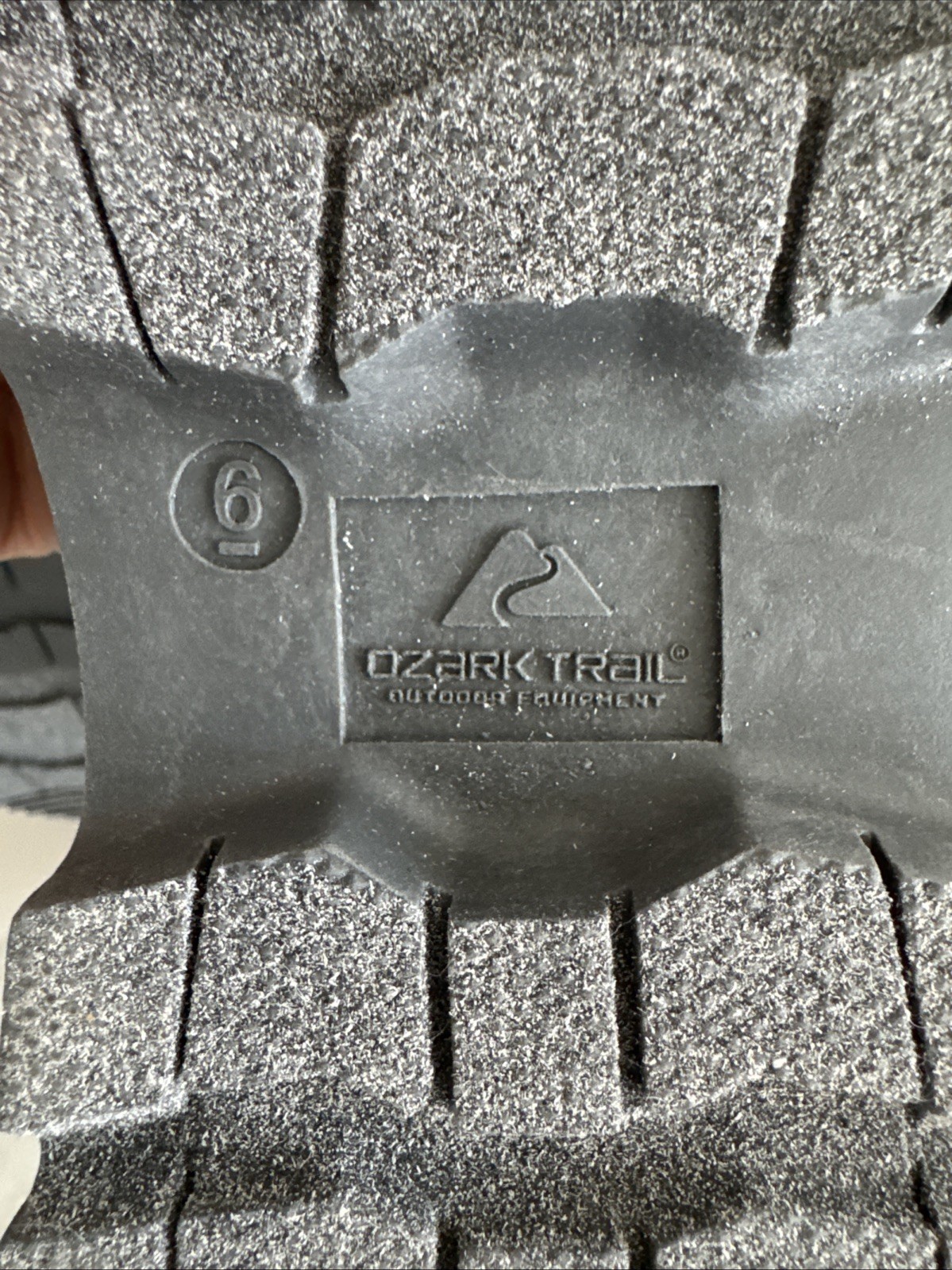 OZARK TRAIL SZ 6 WOMENS SNOW BOOTS WATERPROOF THINSULATE MEMORY FORM Lace Up