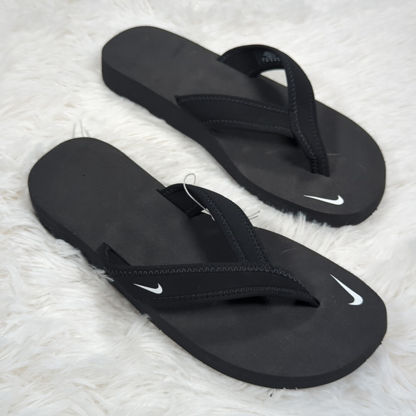 Womens Nike Celso Girl Flip Flop Sandals Black/White Size 5 7 8 314870-011