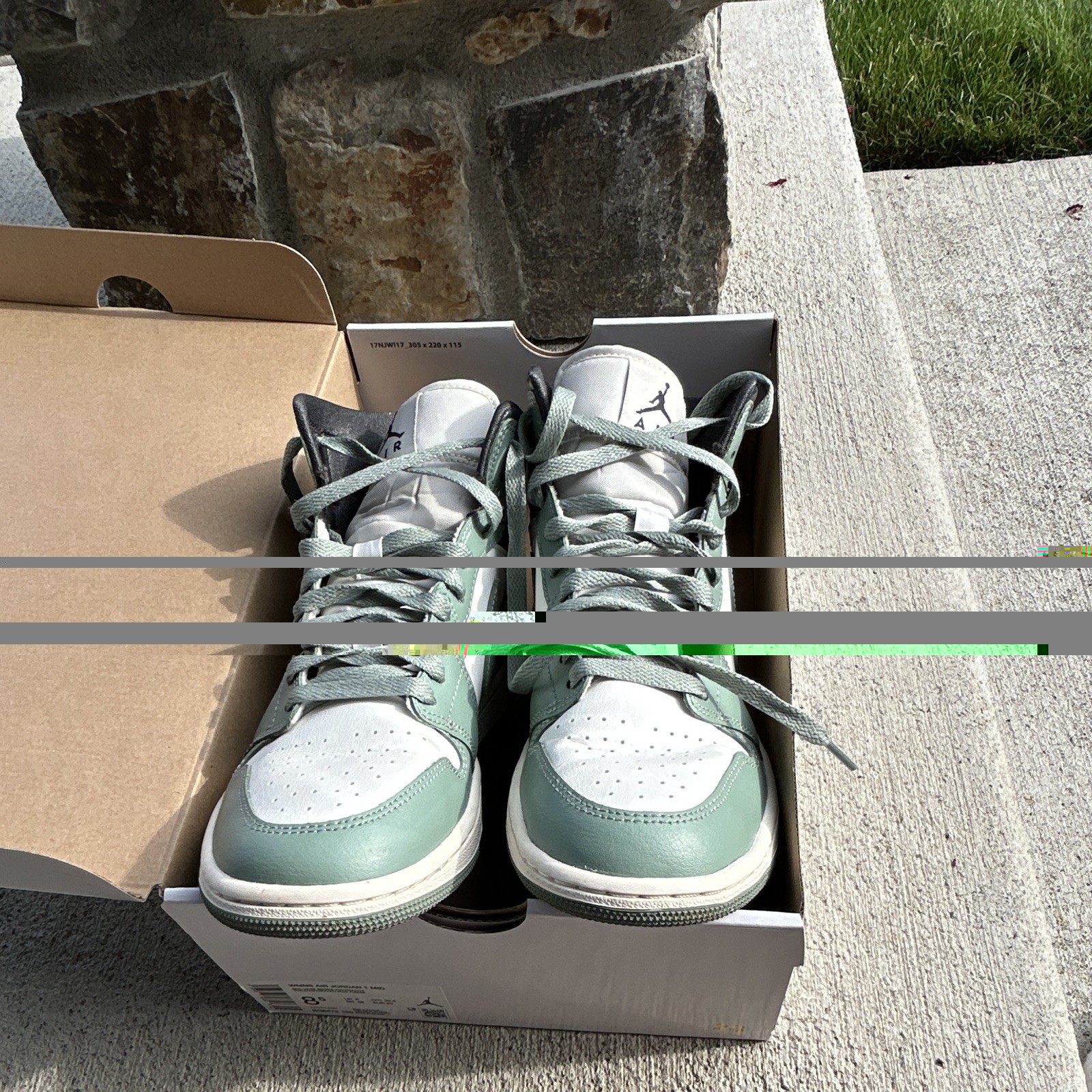 Jordan Air Jordan 1 Mid Jade Smoke Green/White Colorblock Leather BQ6472-130