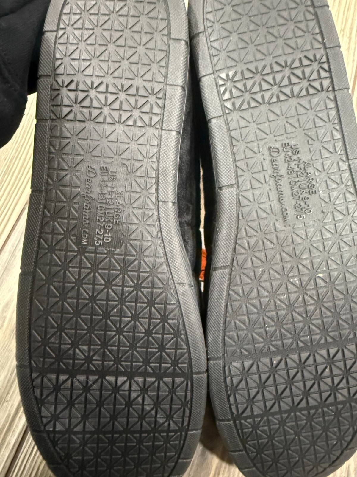 Dearfoams Quilted Velour Memory Foam Slippers XL (11-12) Black Closed Back Indoo