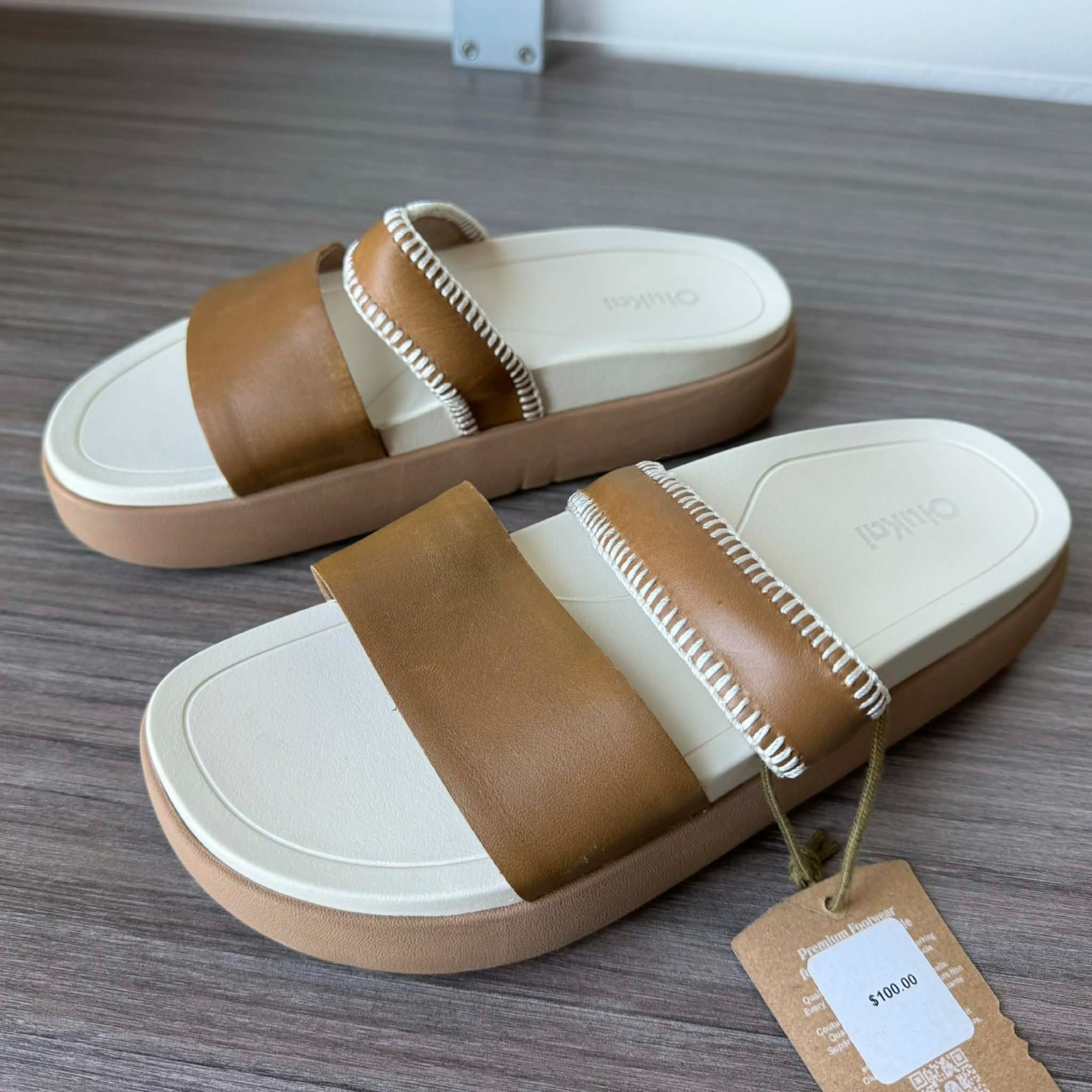 Mismatch OluKai Women’s Pae Slide Sandals US Size 7 Right, 8 Left $100 in Tapa