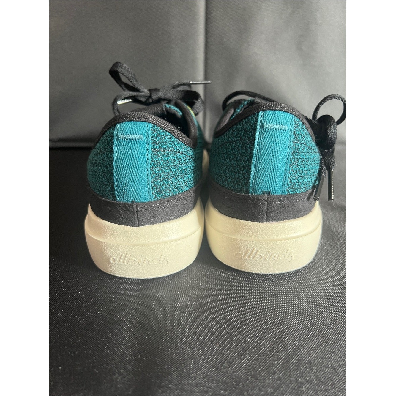 Allbirds Women’s Wool Piper 2 – Teal Sneakers with Black Trim – size 10