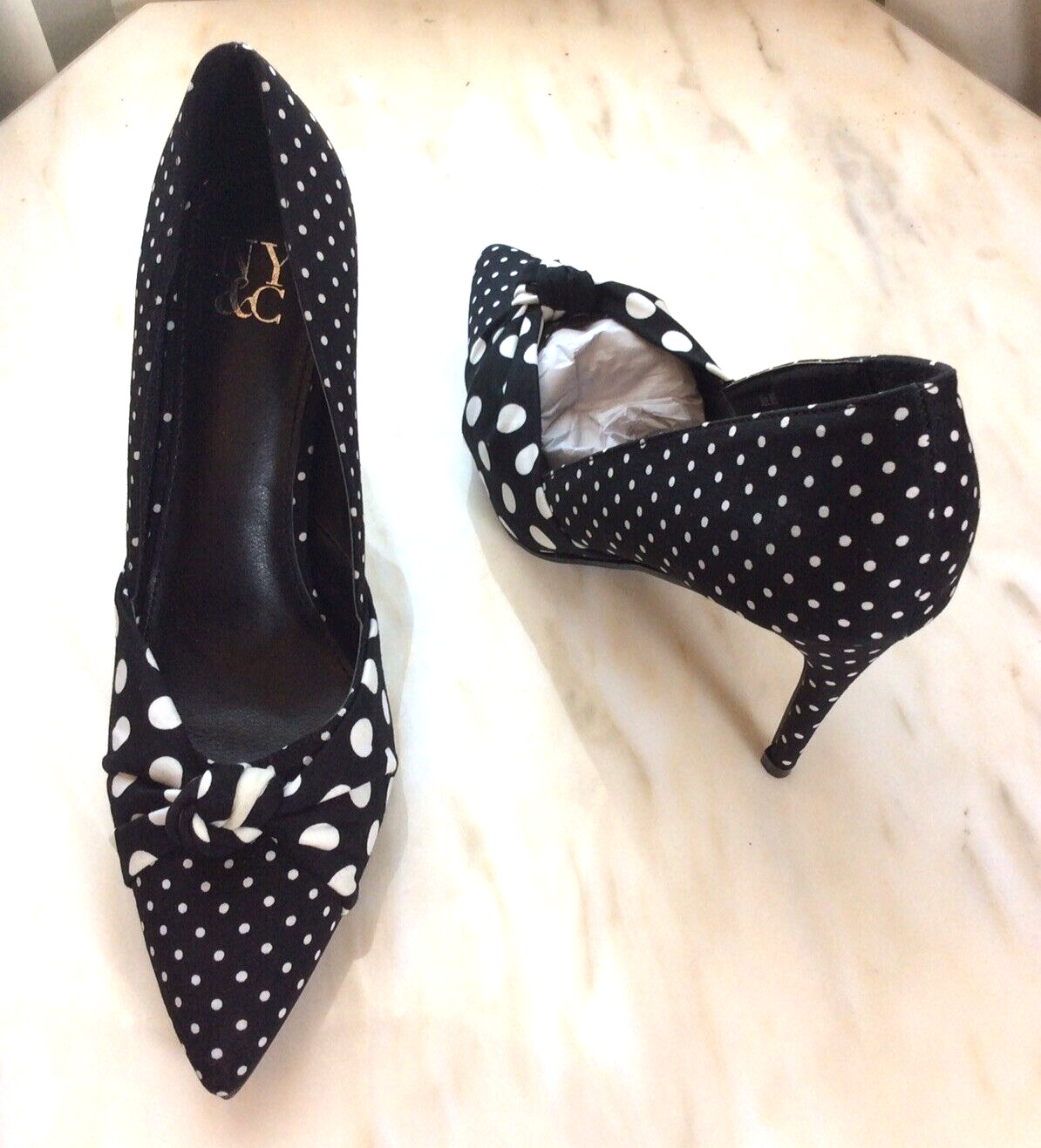NY&Co Women’s Polka Dot Print Solid Brie Twisted Upper Heel Pump Size 6.5