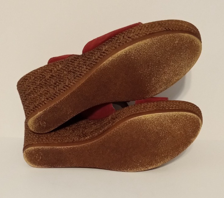 New Mariella Women’s Size 9M Burgundy Leather Wedge Sandals Made in Italy