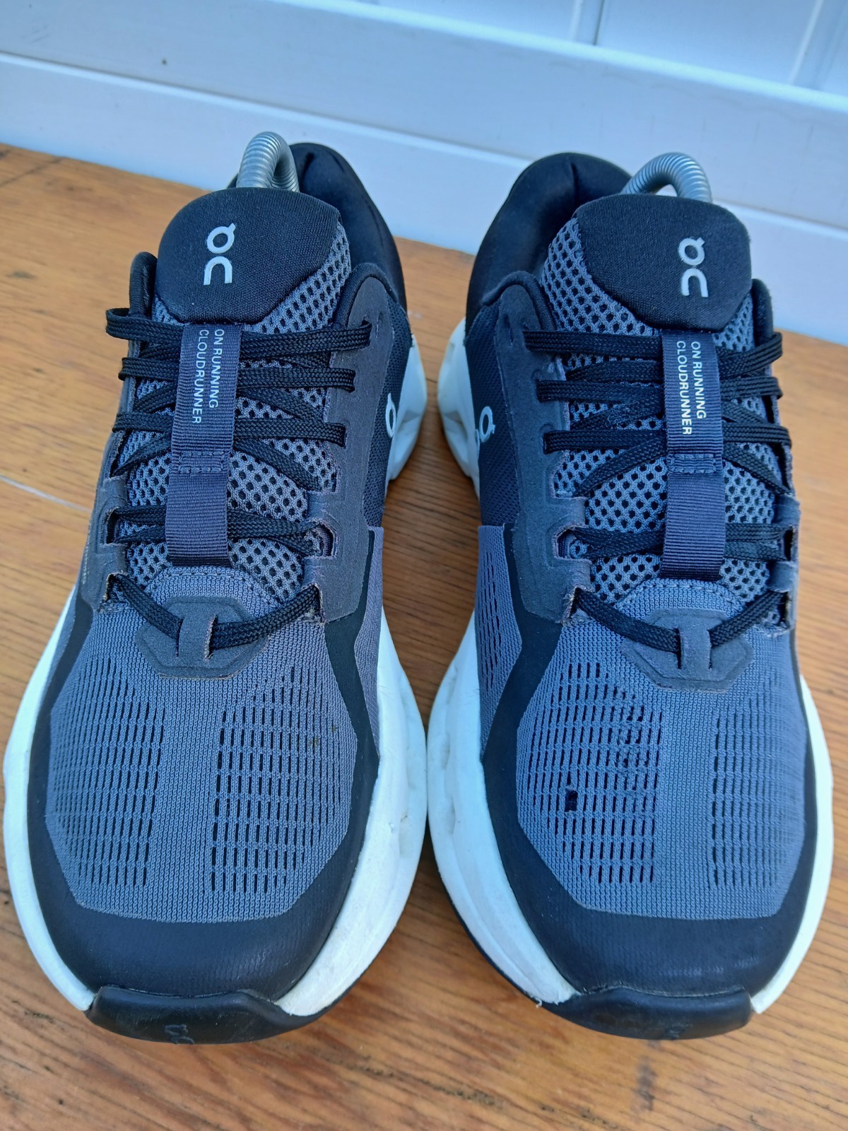 On Cloud Cloud Runner 2 Eclipse/Black Athletic Womens Shoes 9