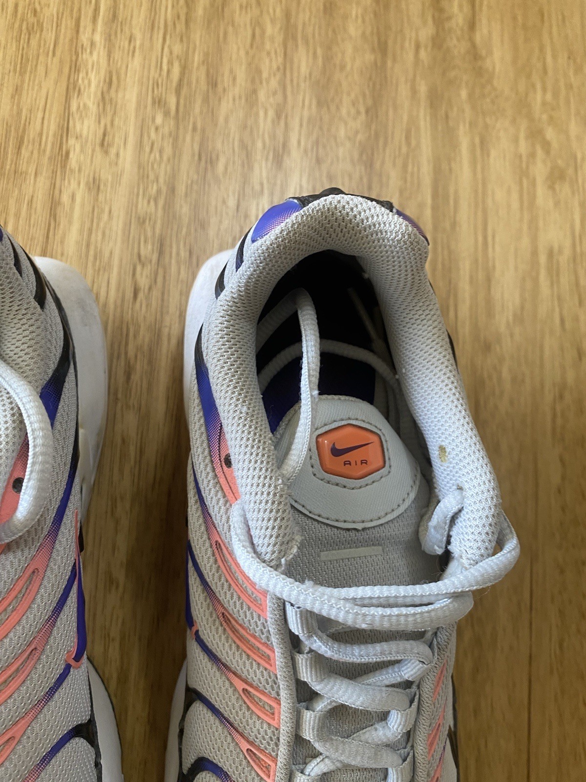Air Max Plus Tuned TN (GS) Platinum Violet Lava Trainers 718071 007 W8.5 / 7Y