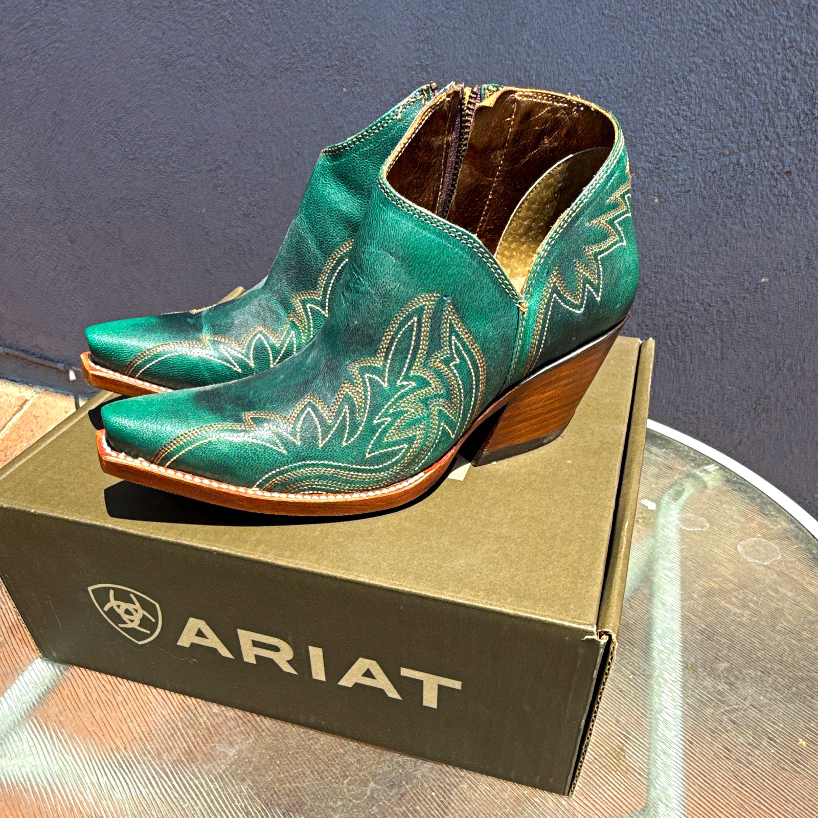 Ariat Jolene Women’s Green Leather Zip Embroidered Western Ankle Boots 9