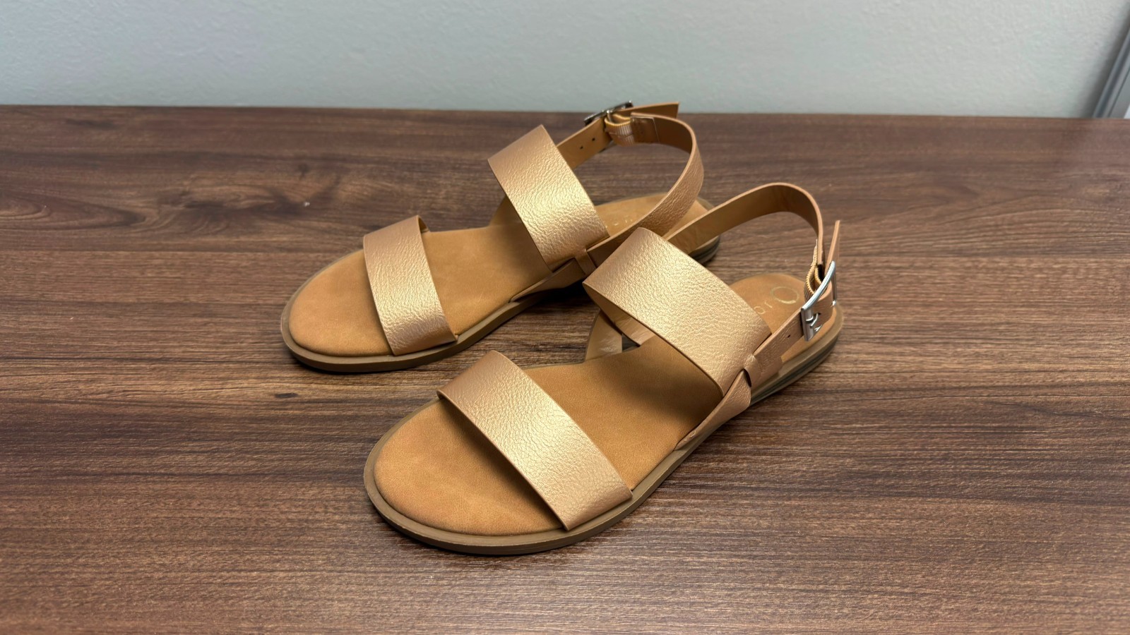 Journee Collection Lavine Women Buckle Sandals Champagne Size 6.5M New
