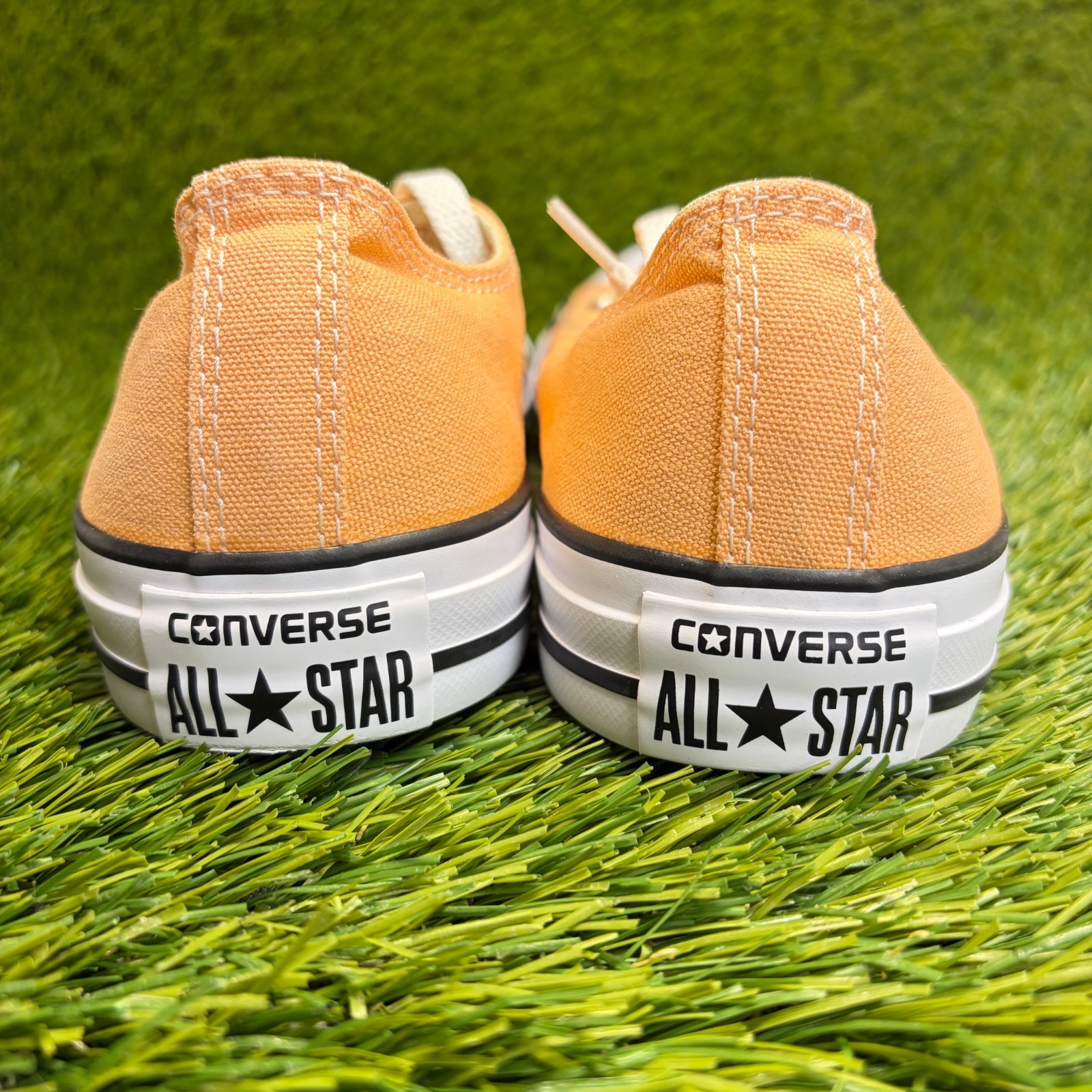 Converse Chuck Taylor All Star Ox Womens Size 8 Salmon Athletic Shoes Sneakers