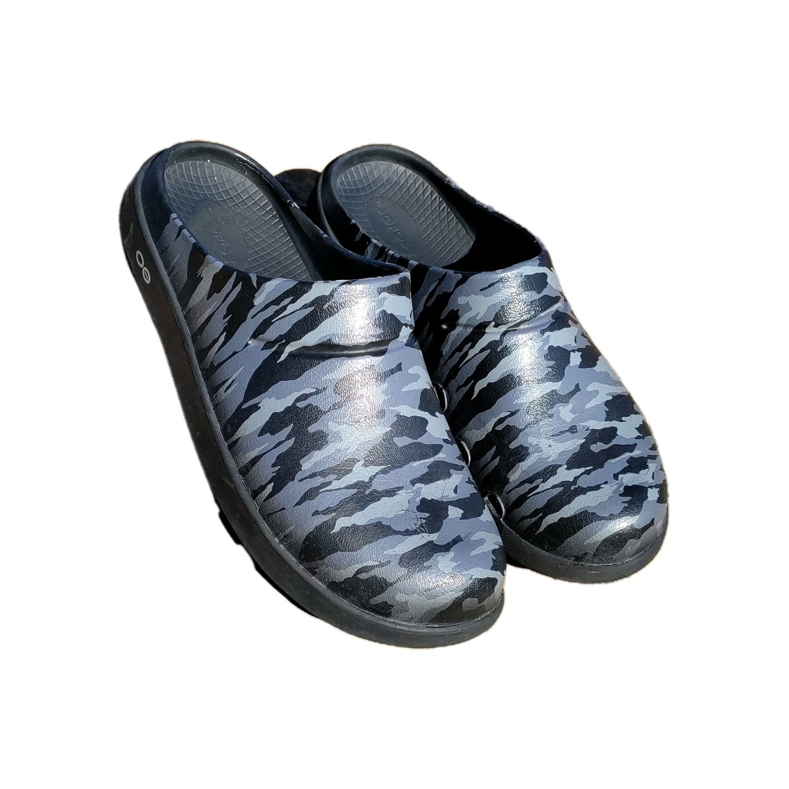 OOFOS OoCloog Limited Recovery Gray Camo Slip On Clogs Women’s 11 Men’s 9 W11 M9